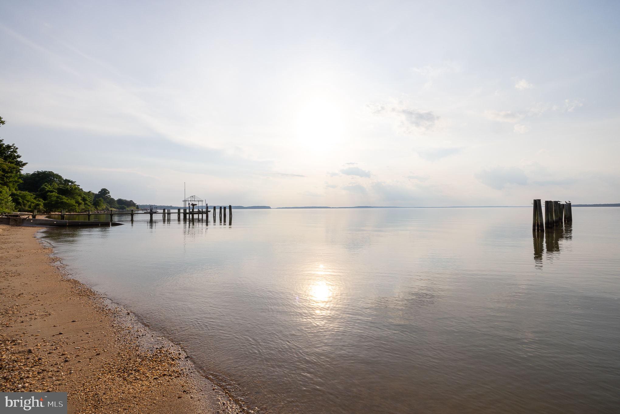 POTOMAC RIVER - Residential