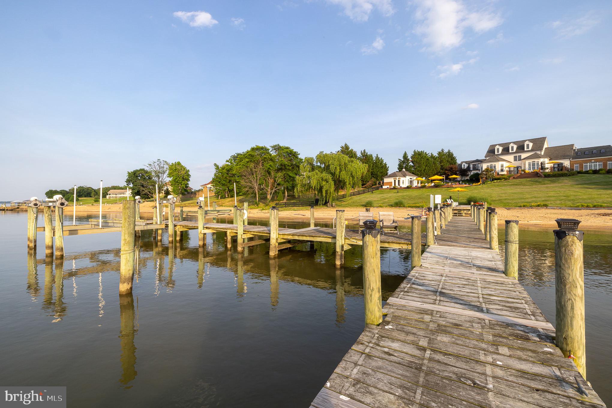 POTOMAC RIVER - Residential