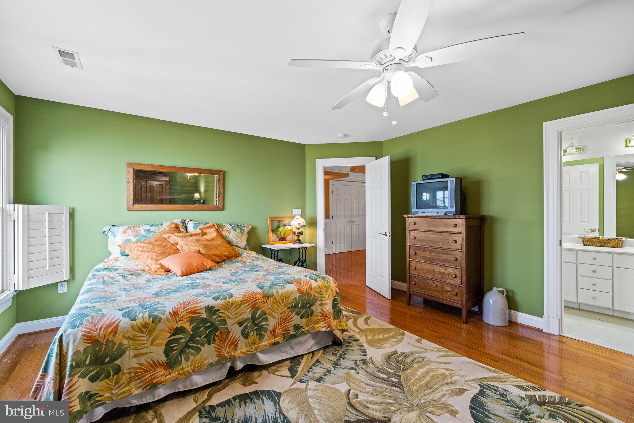 POTOMAC RIVER - Residential