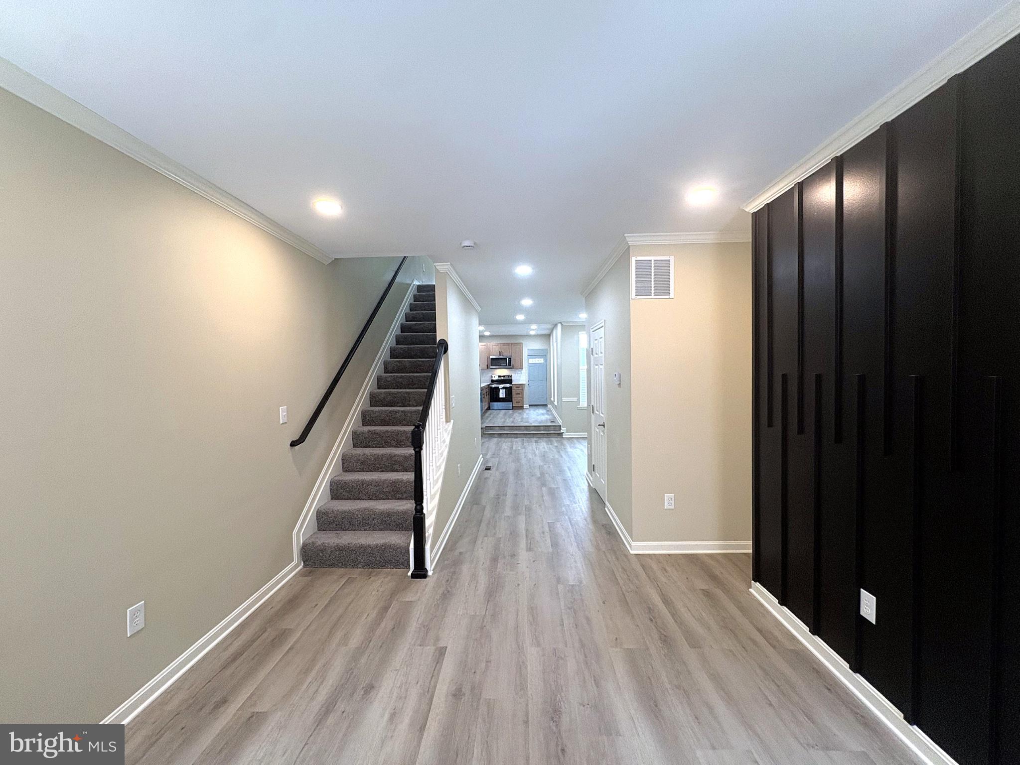 203 S PULASKI STREET