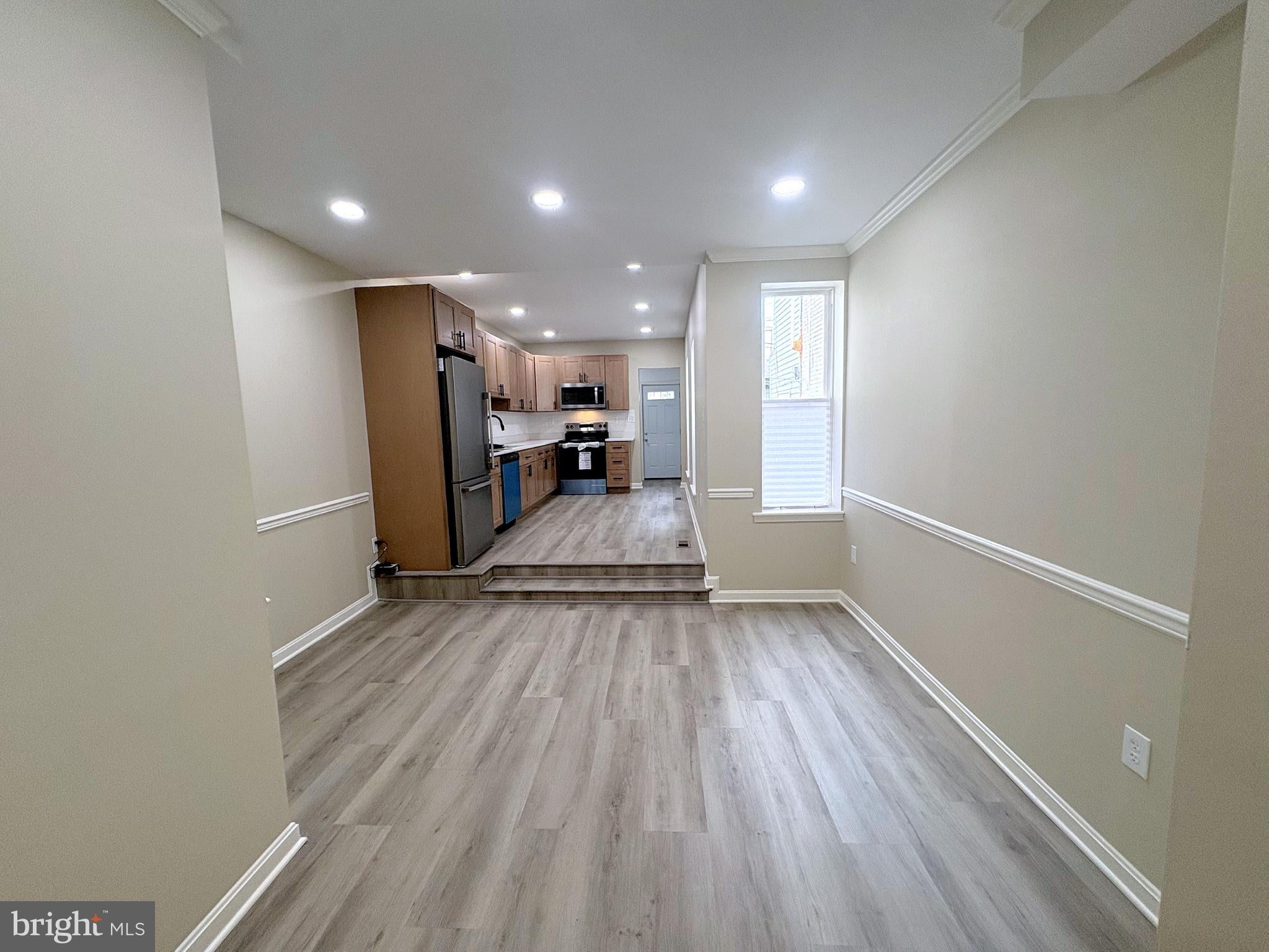 203 S PULASKI STREET