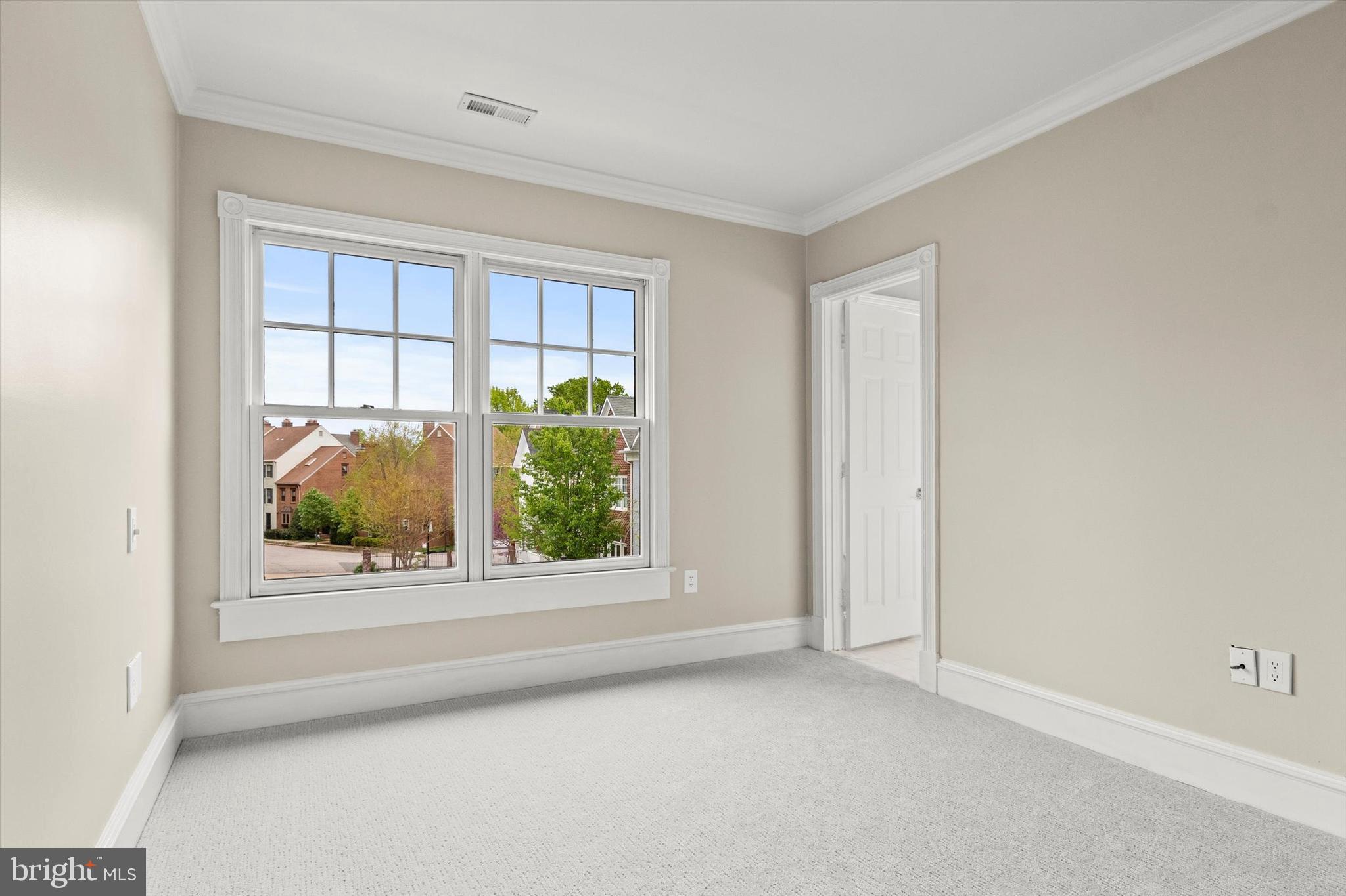 OLD TOWN GATEWAY - Residential