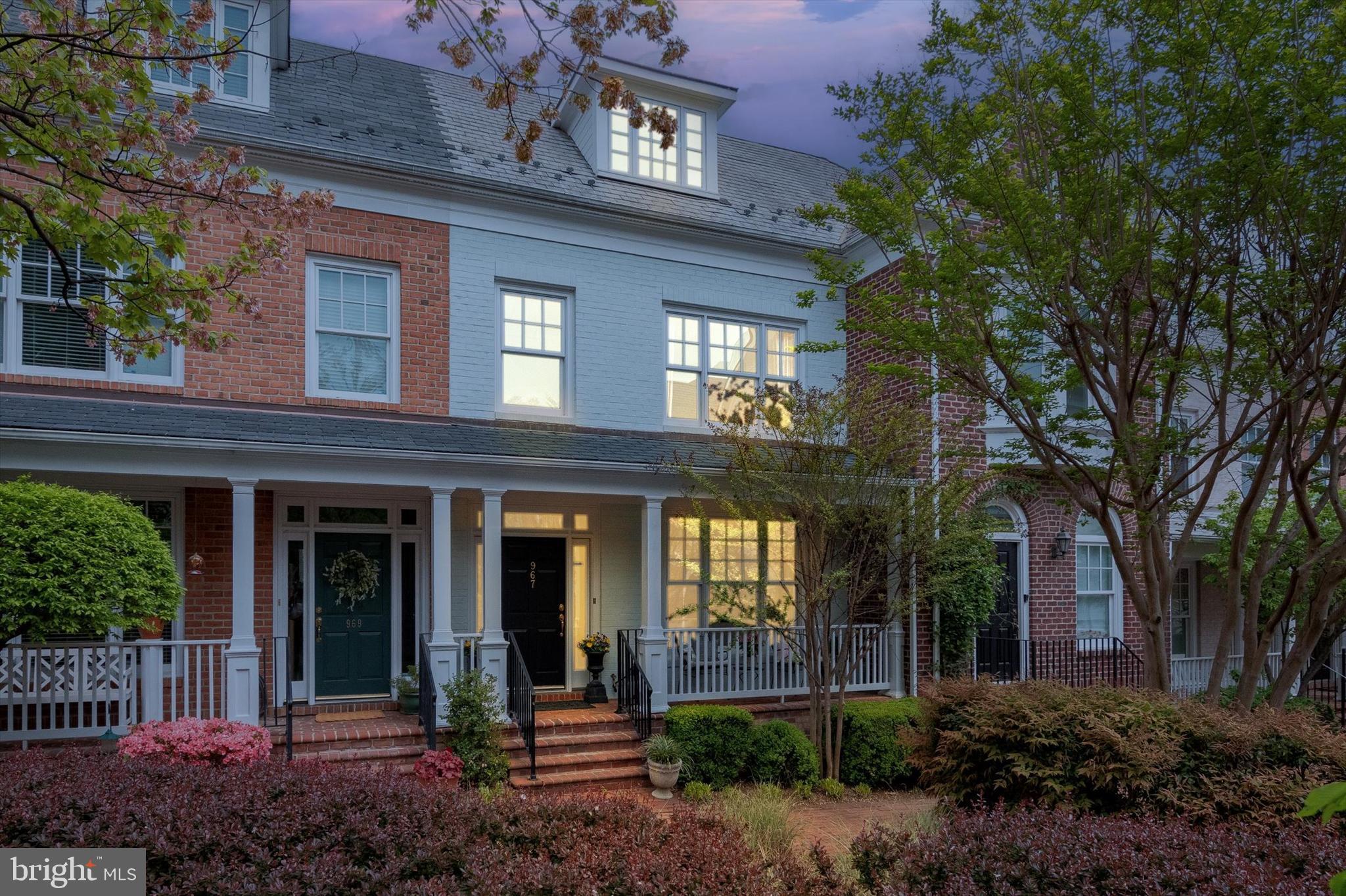 OLD TOWN GATEWAY - Residential