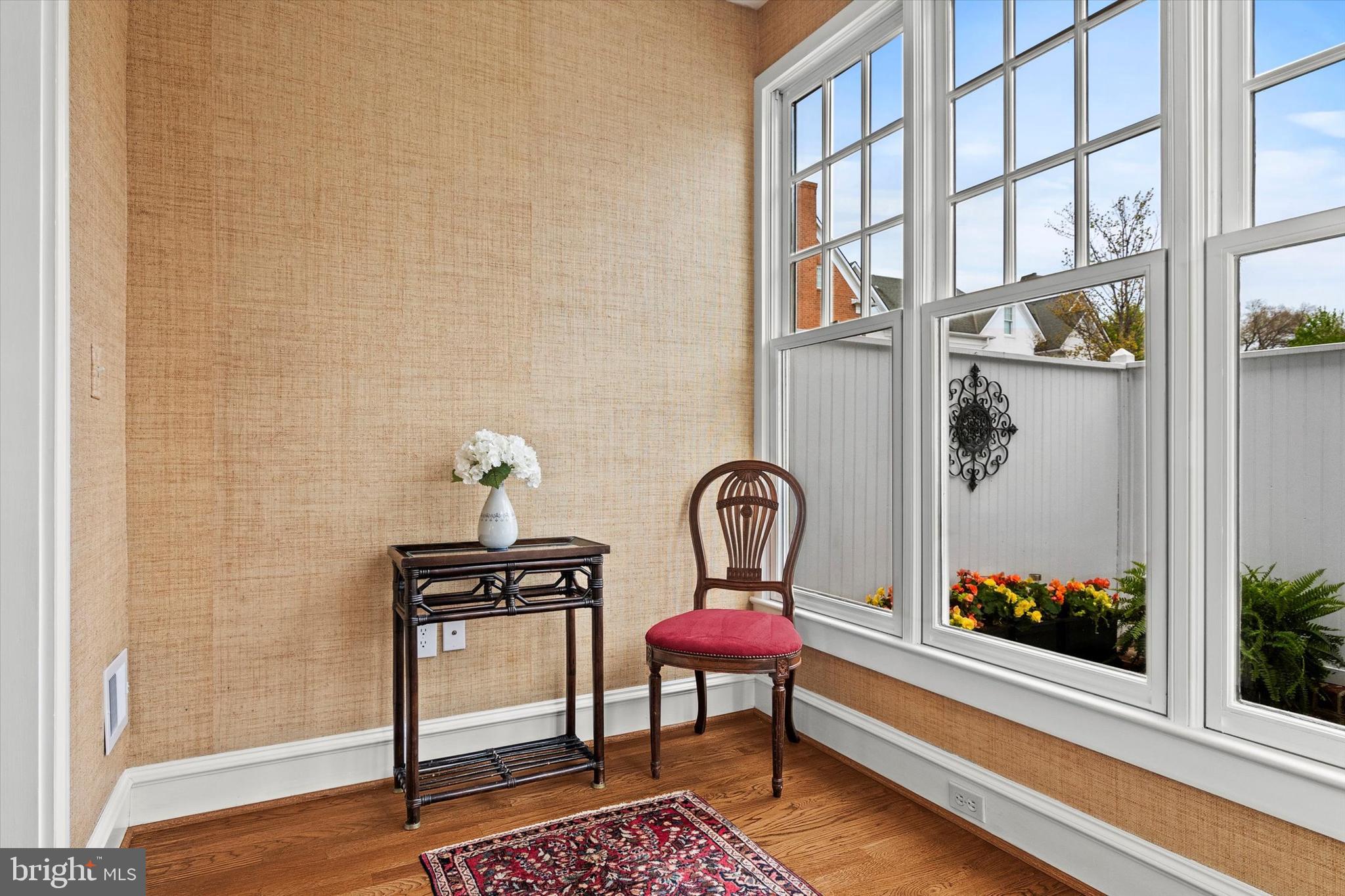 OLD TOWN GATEWAY - Residential