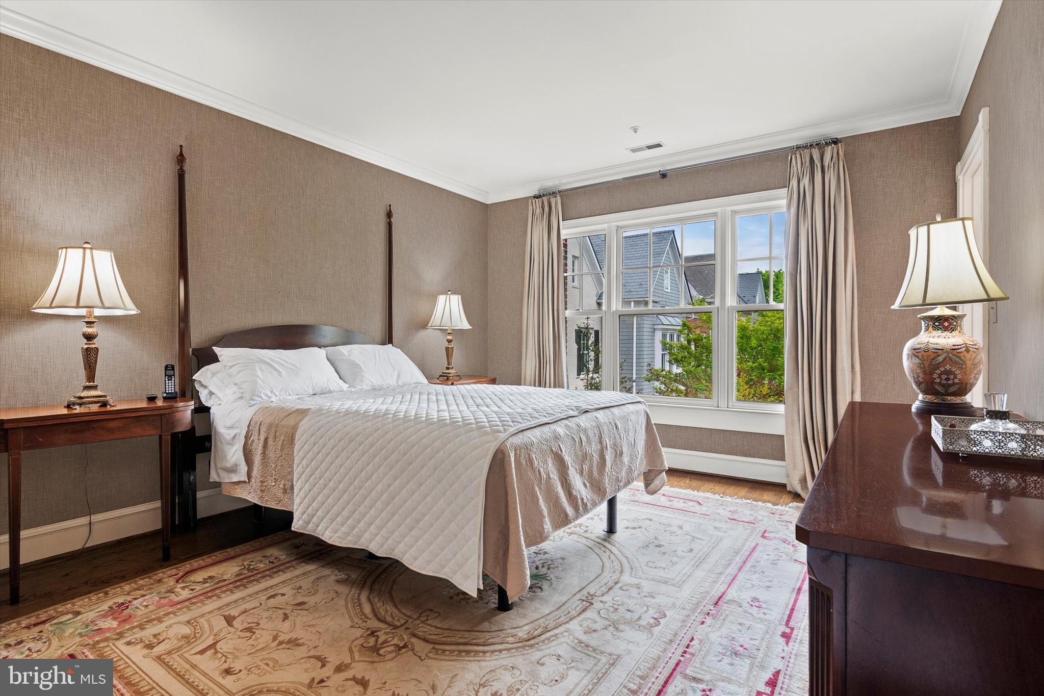 OLD TOWN GATEWAY - Residential