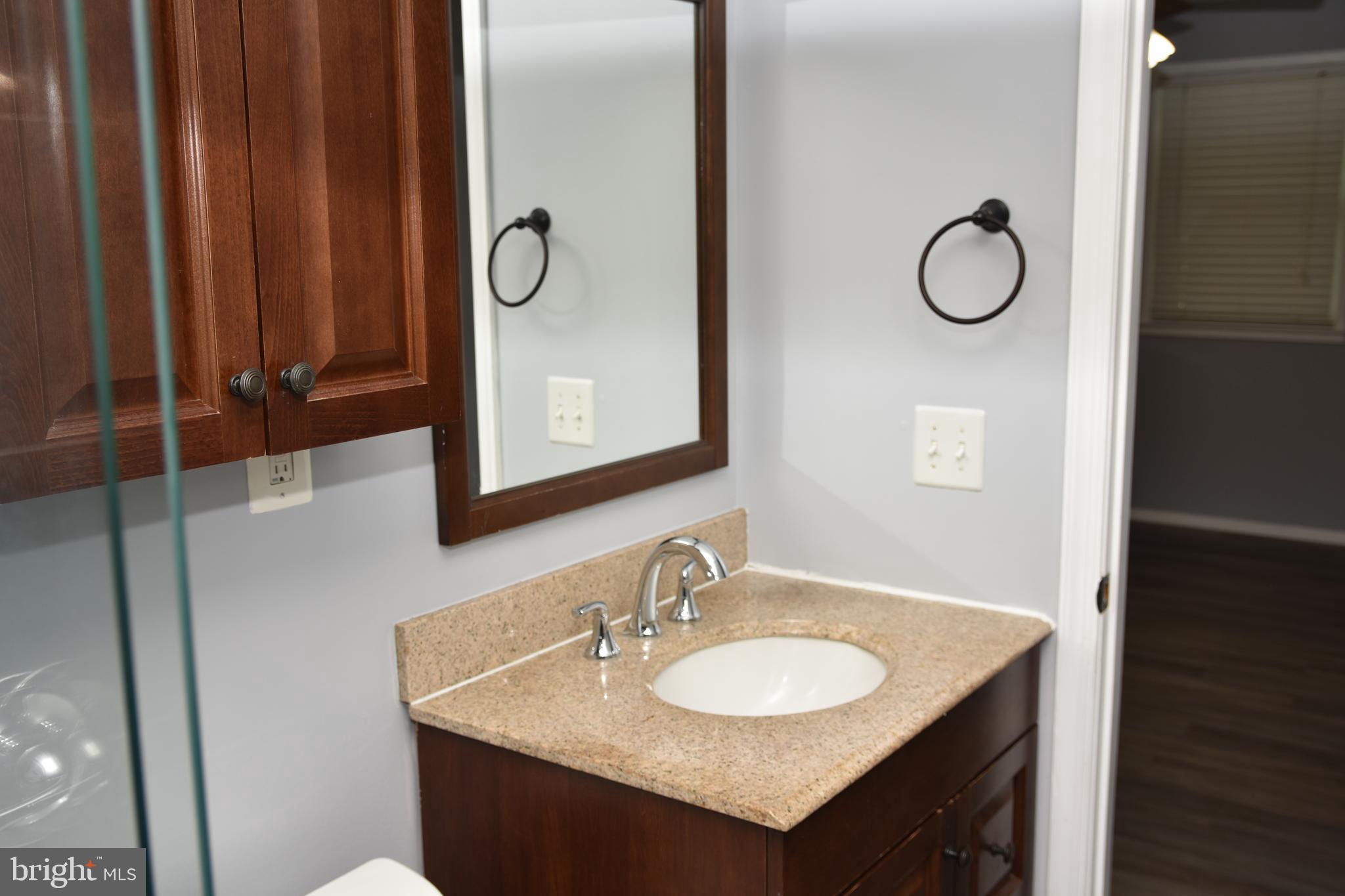 NORTH SPRINGFIELD - Residential Lease