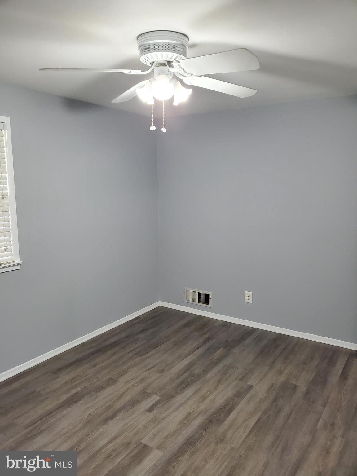 NORTH SPRINGFIELD - Residential Lease