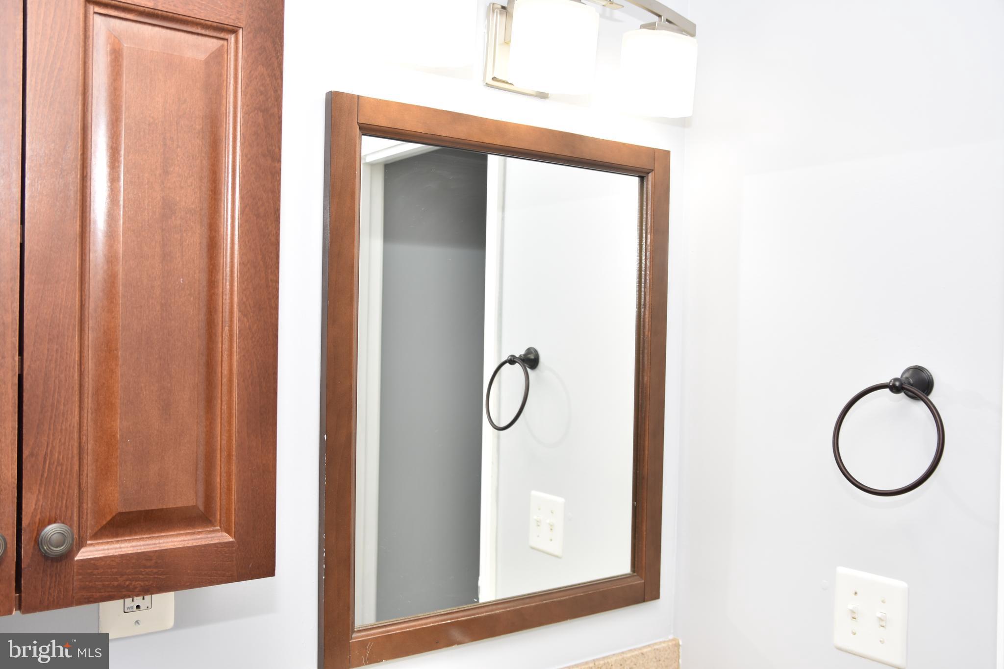 NORTH SPRINGFIELD - Residential Lease