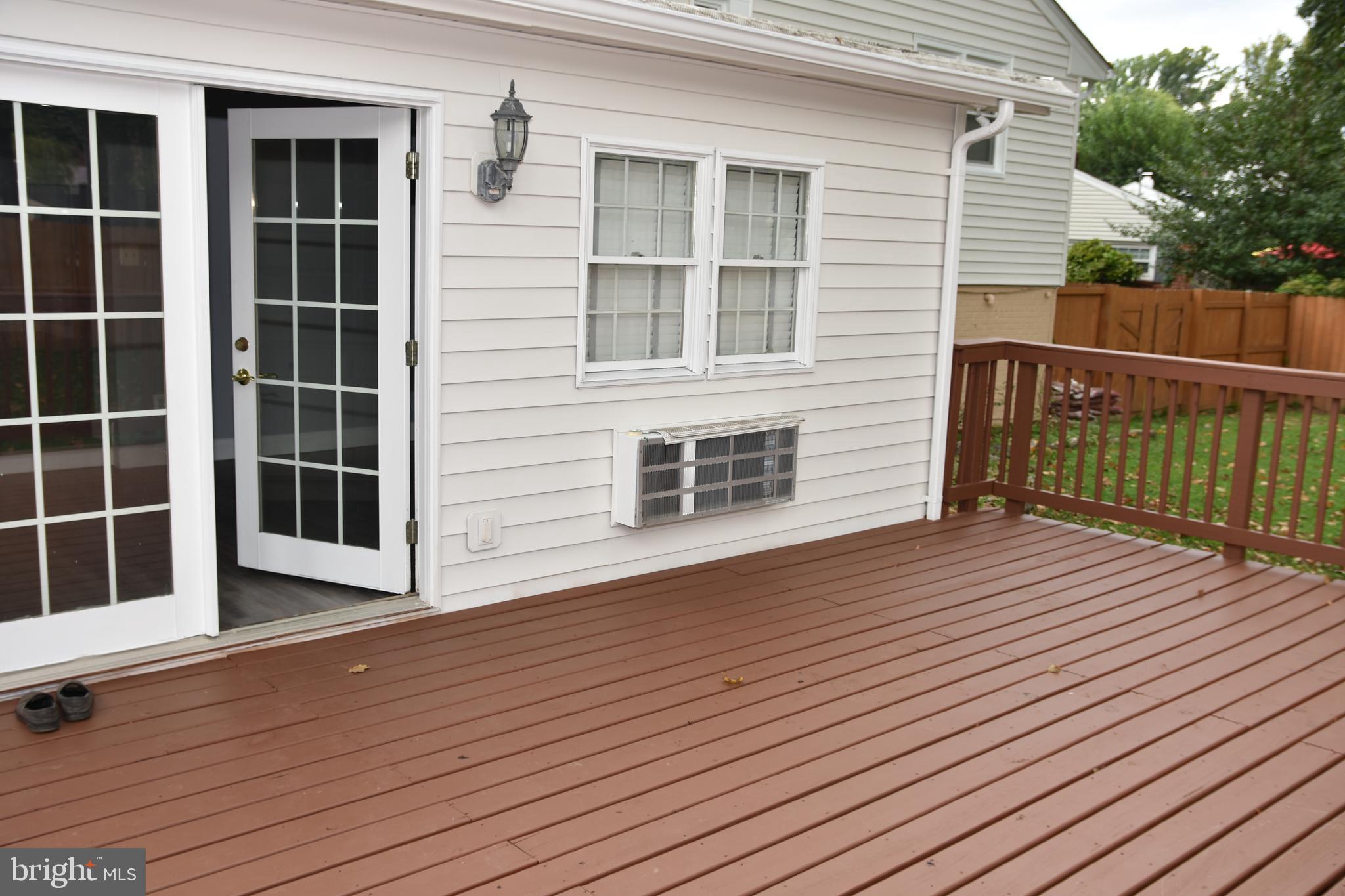 NORTH SPRINGFIELD - Residential Lease