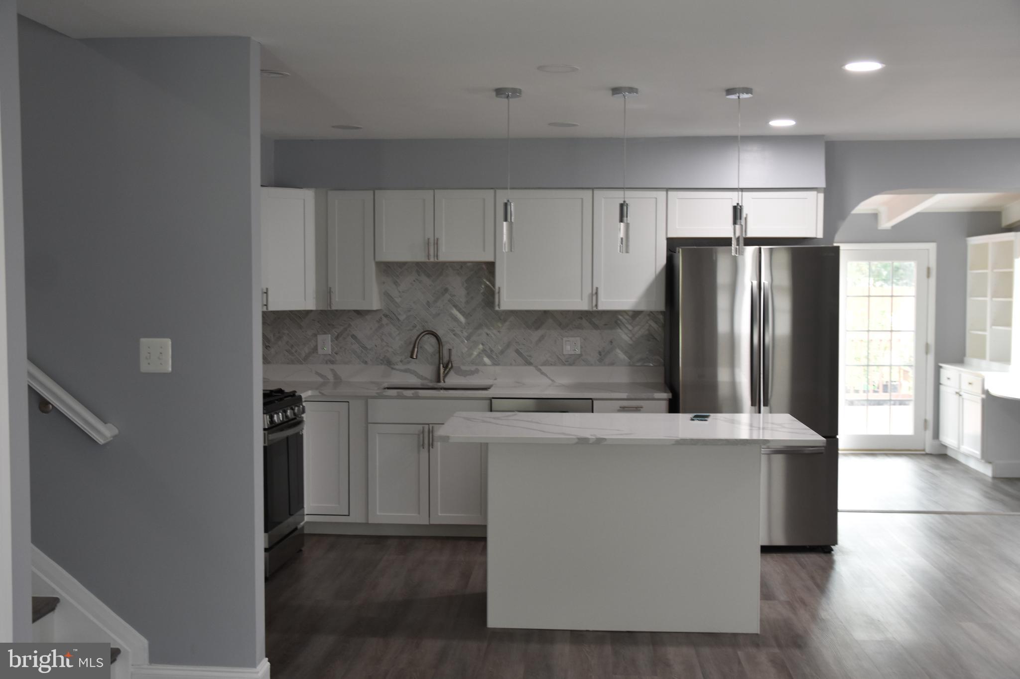 NORTH SPRINGFIELD - Residential Lease