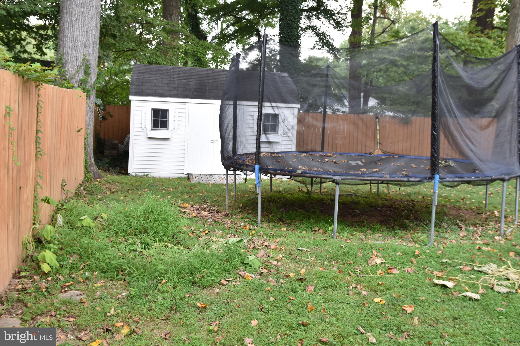 NORTH SPRINGFIELD - Residential Lease