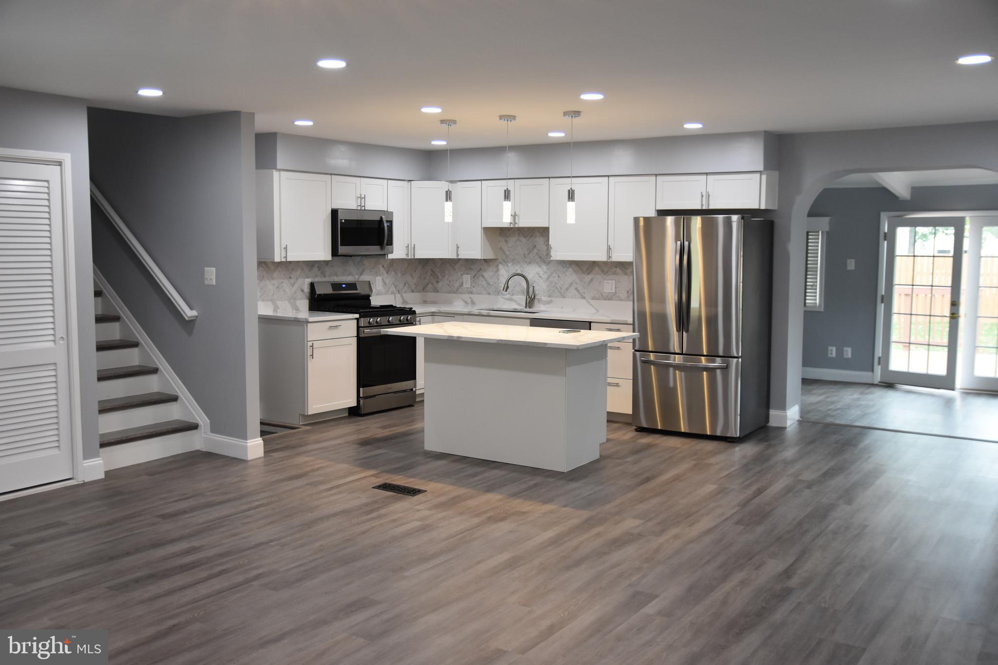 NORTH SPRINGFIELD - Residential Lease