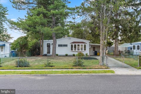 223 RUTH AVENUE MAPLE SHADE NJ 08052