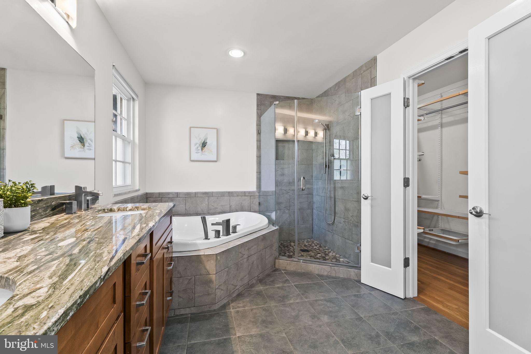 DUNLOP HILLS - Residential