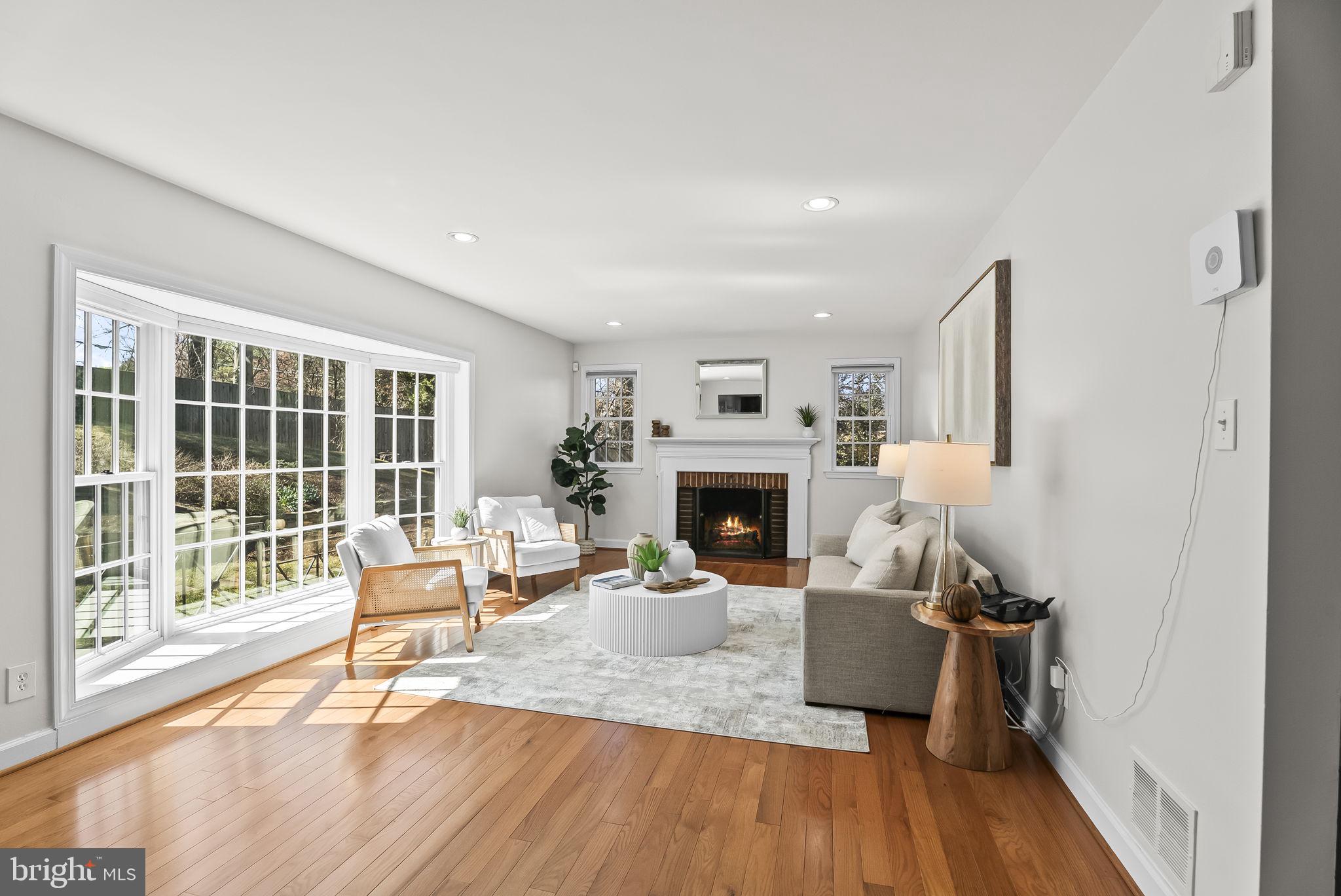 DUNLOP HILLS - Residential