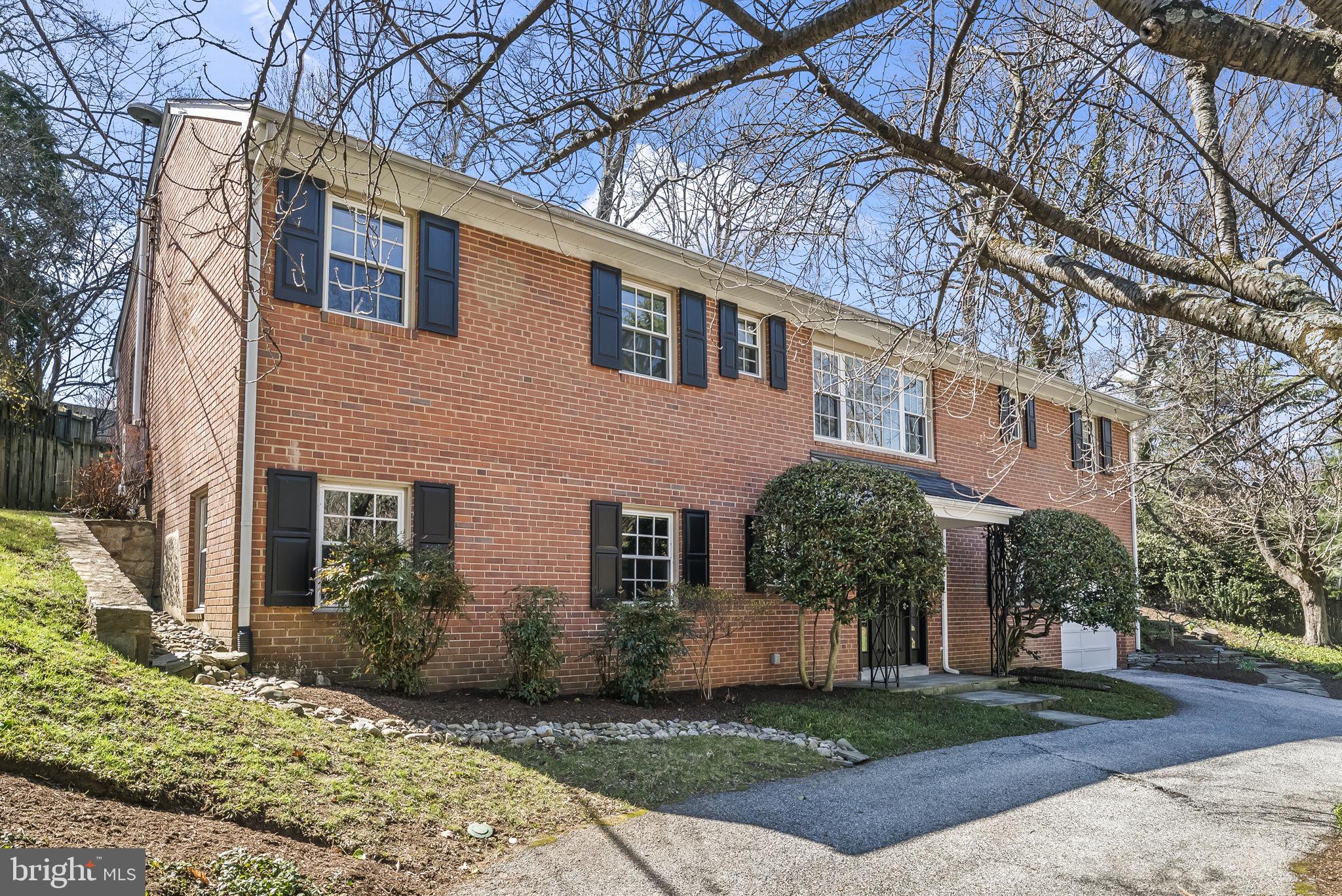 DUNLOP HILLS - Residential