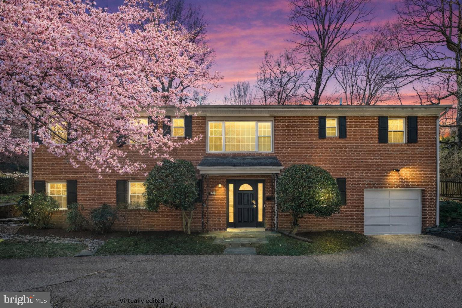 DUNLOP HILLS - Residential