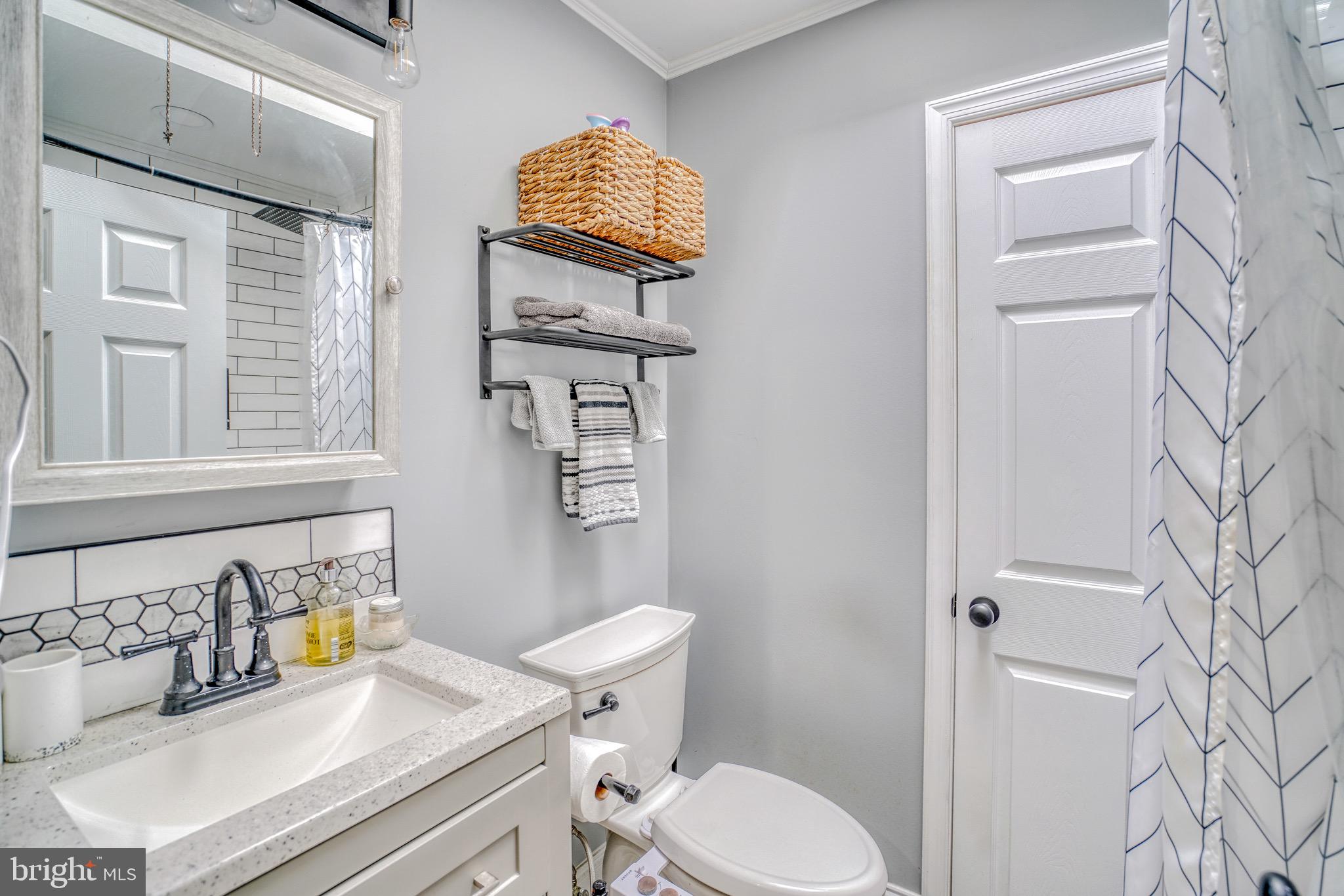 CRISPIN GARDENS - Residential