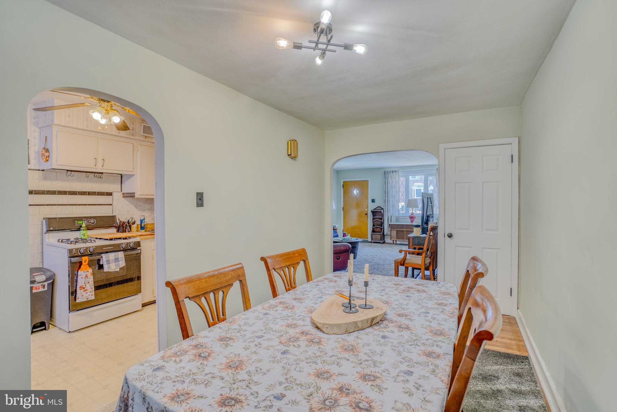 CRISPIN GARDENS - Residential