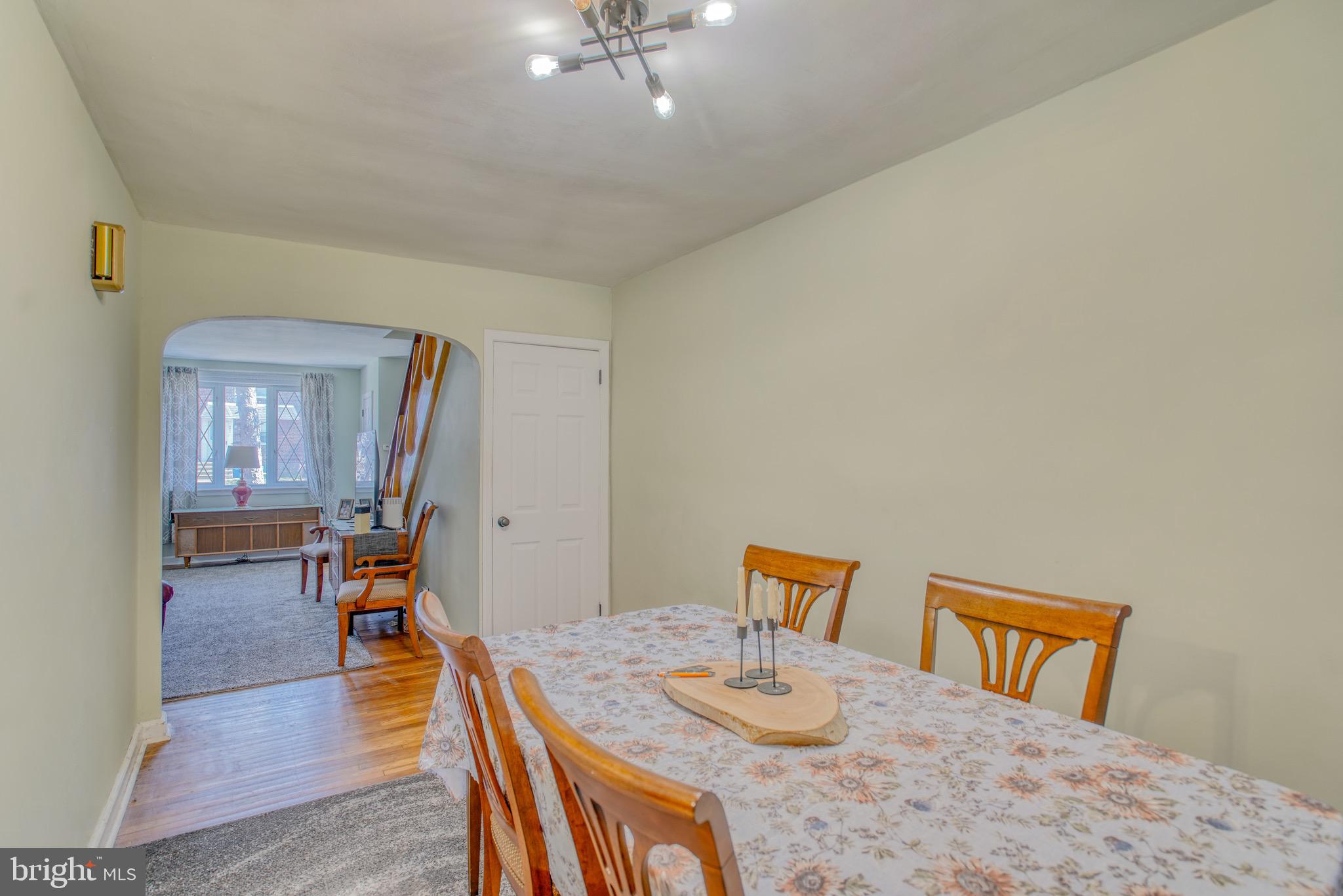 CRISPIN GARDENS - Residential