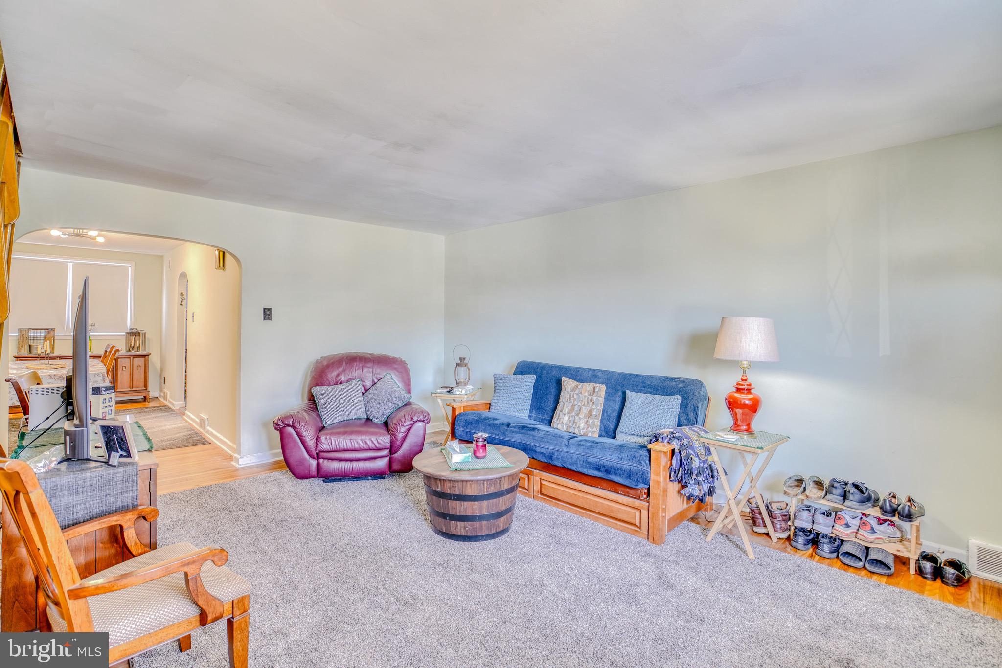 CRISPIN GARDENS - Residential