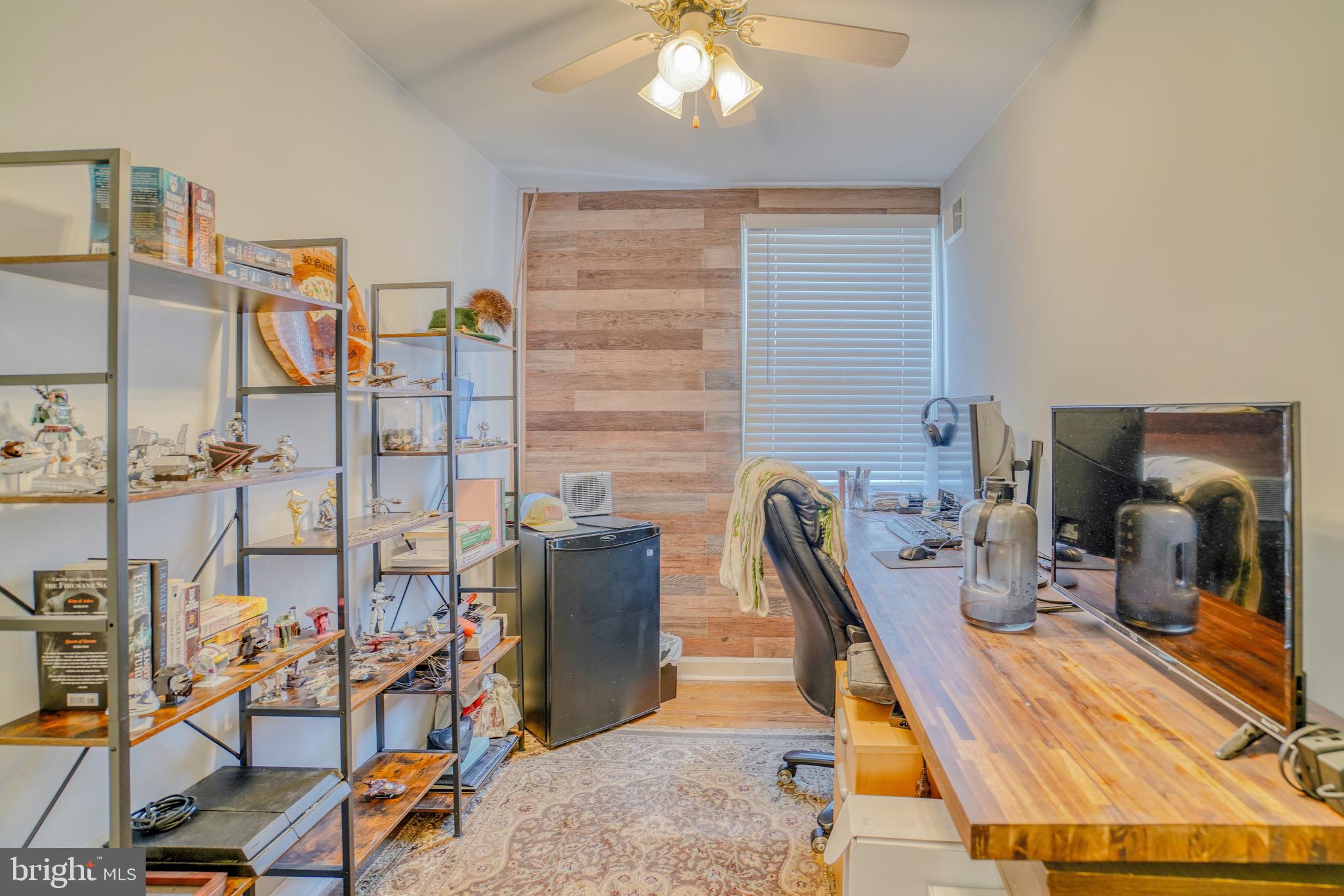 CRISPIN GARDENS - Residential