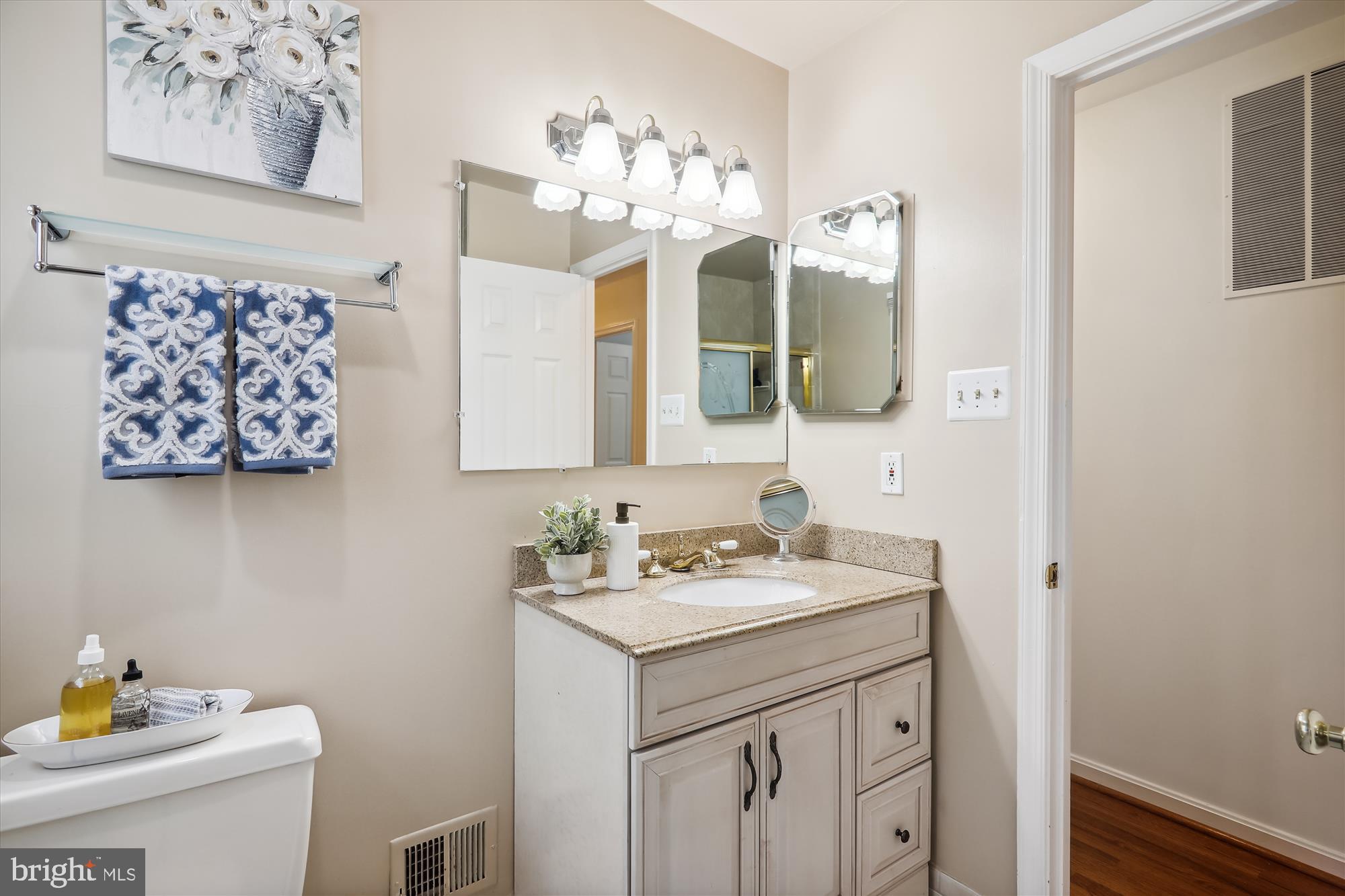 FALLSWOOD - Residential