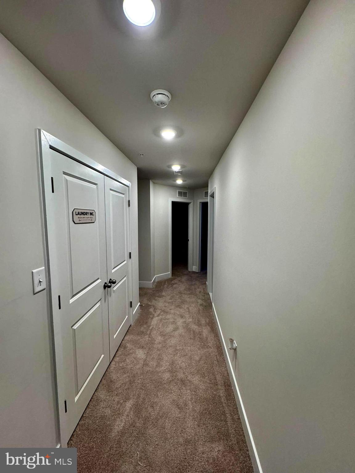 THE WOODS AT MYRTLE POINT - Residential Lease