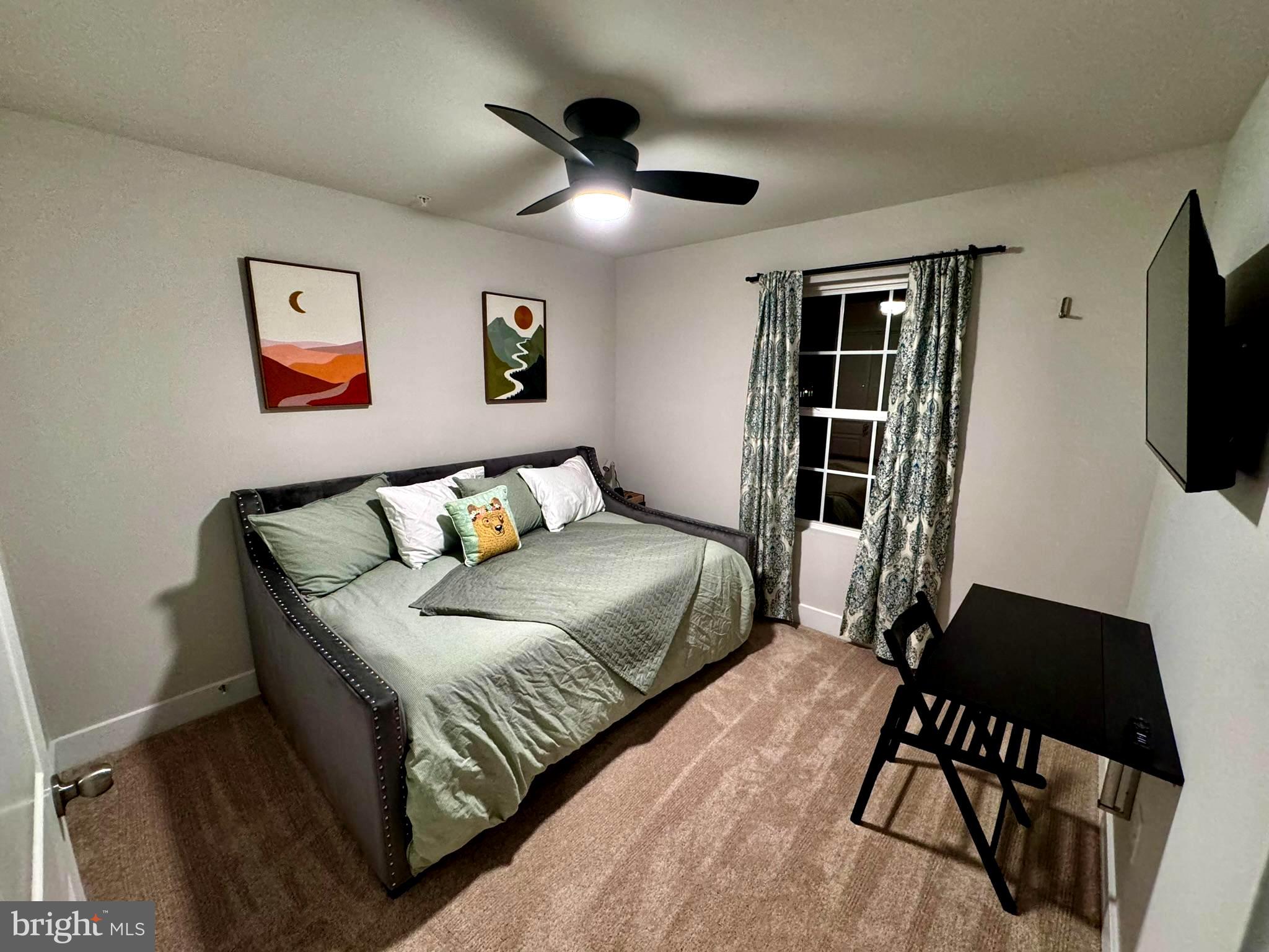 THE WOODS AT MYRTLE POINT - Residential Lease