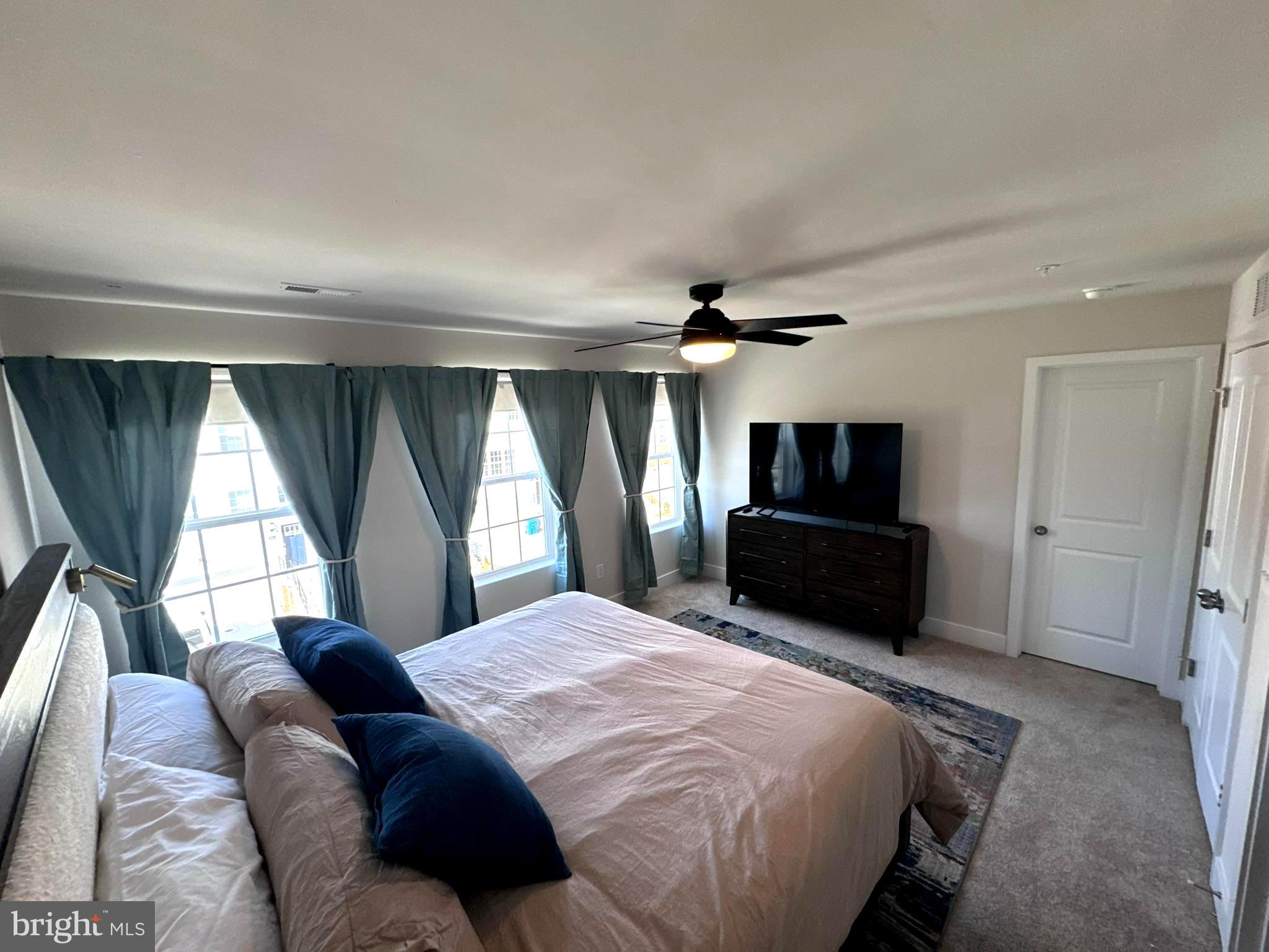 THE WOODS AT MYRTLE POINT - Residential Lease