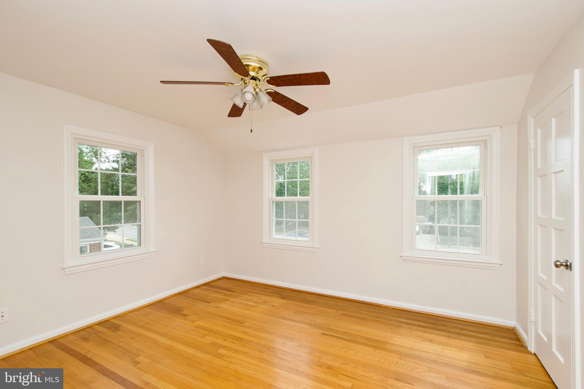 JEFFERSON MANOR - Residential