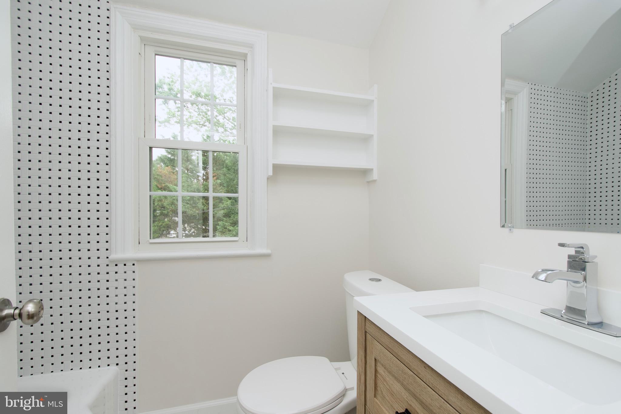 JEFFERSON MANOR - Residential