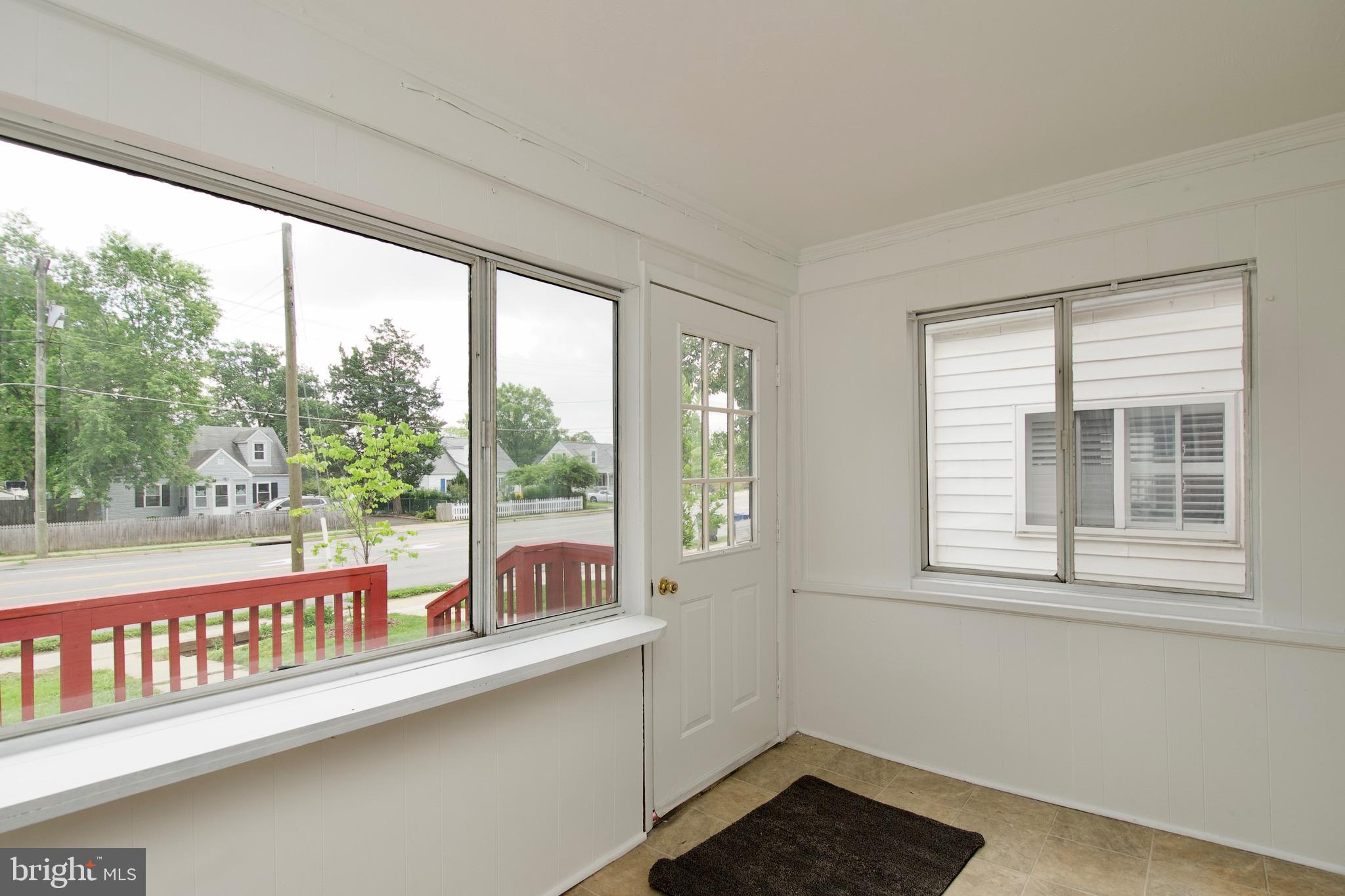 JEFFERSON MANOR - Residential