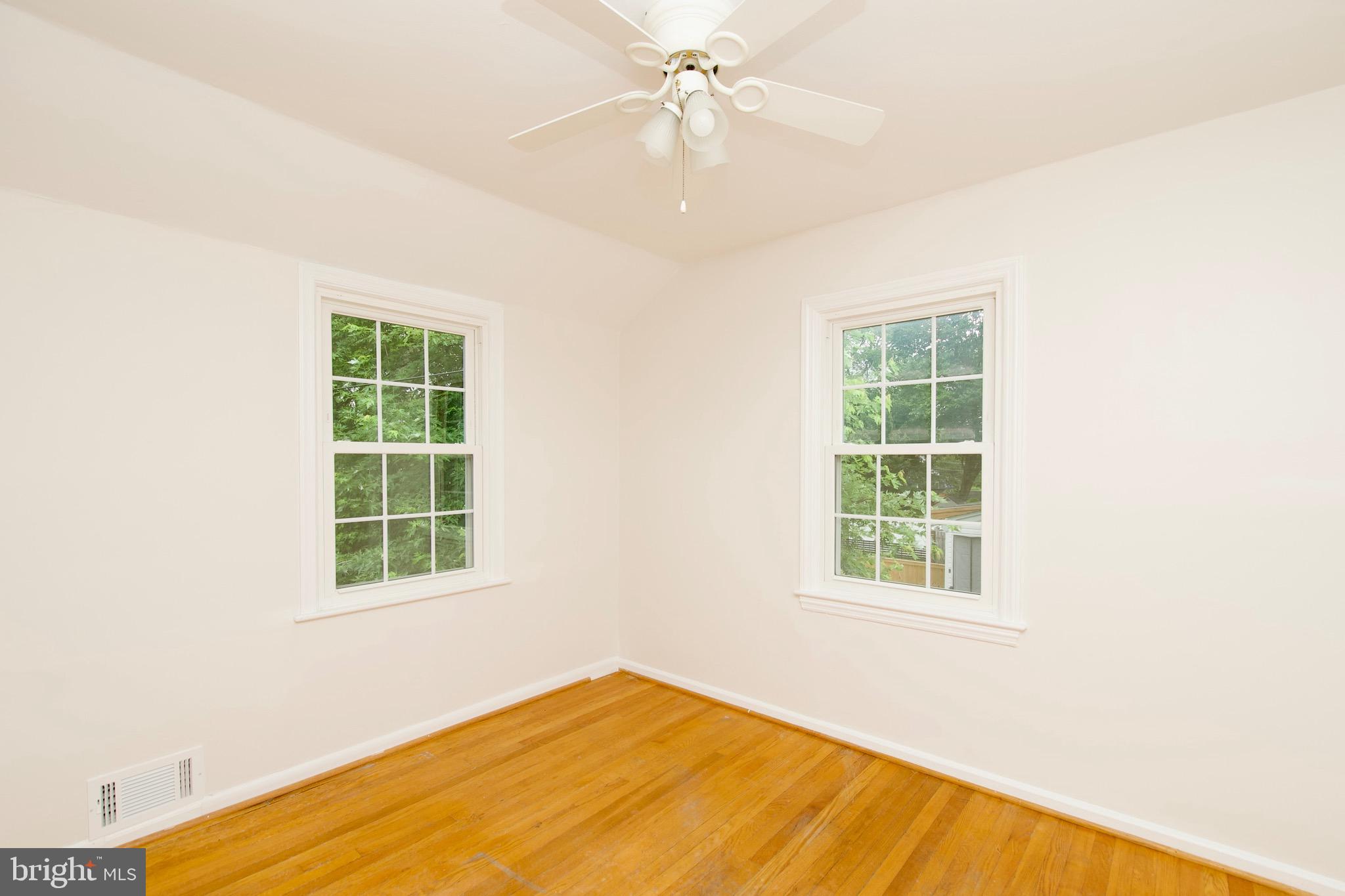 JEFFERSON MANOR - Residential