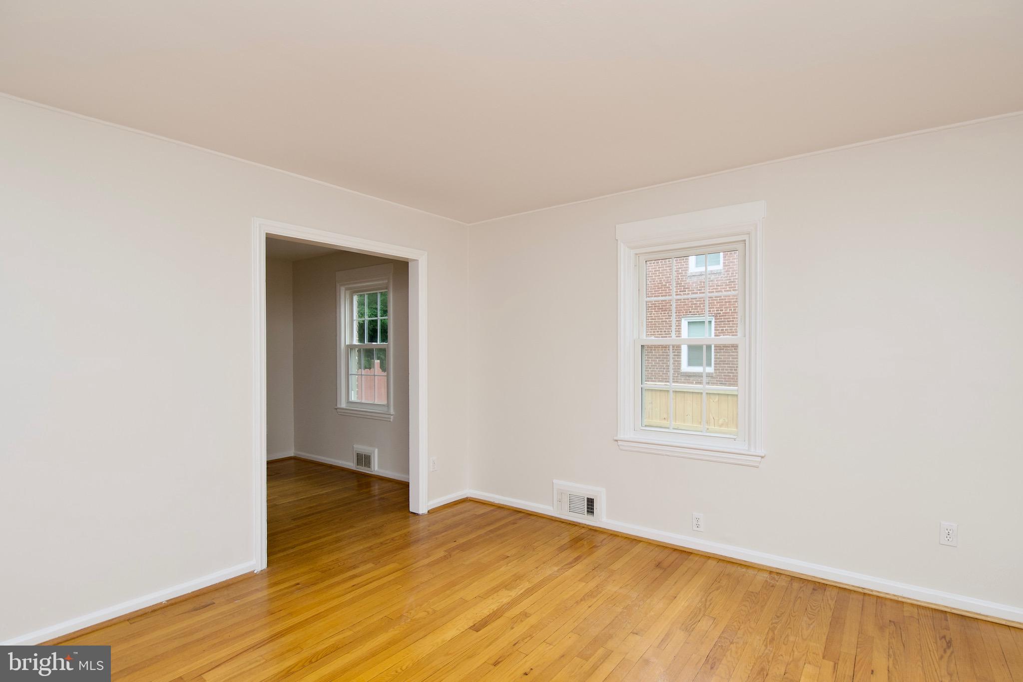 JEFFERSON MANOR - Residential