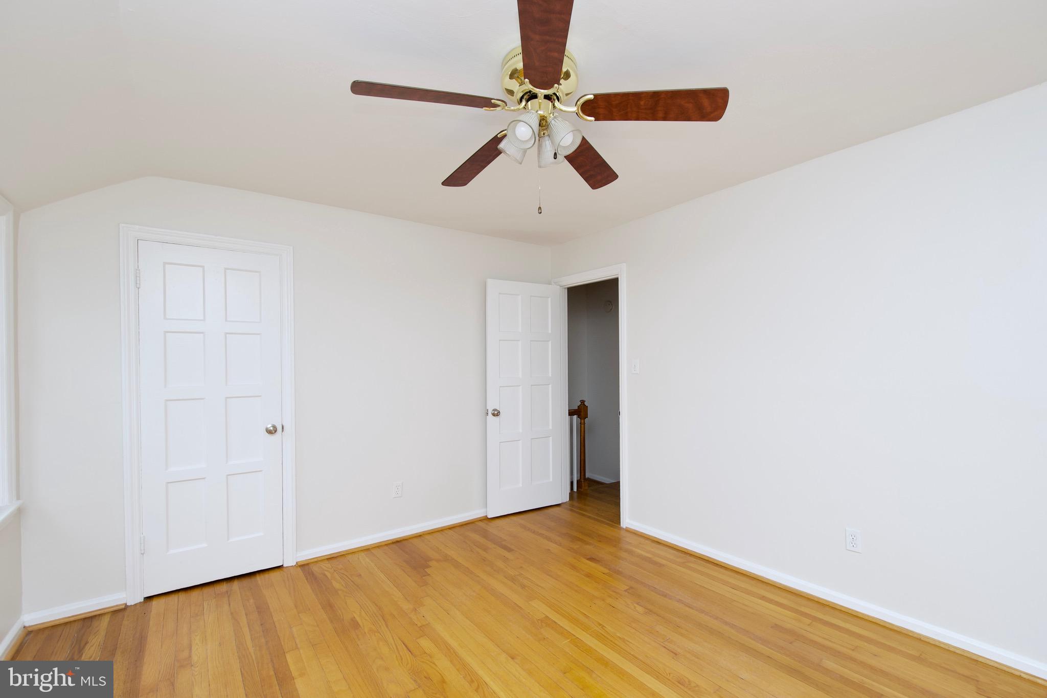 JEFFERSON MANOR - Residential