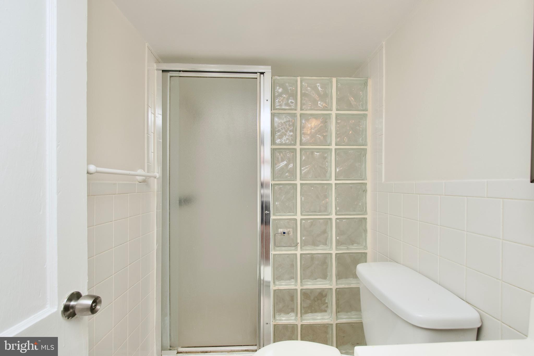 JEFFERSON MANOR - Residential