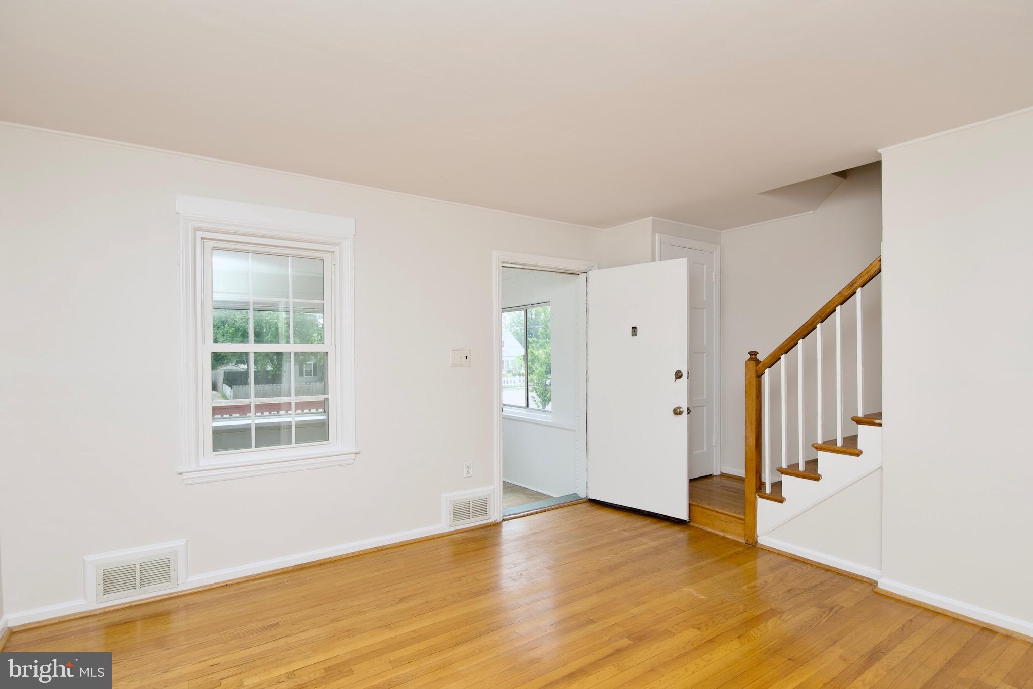 JEFFERSON MANOR - Residential