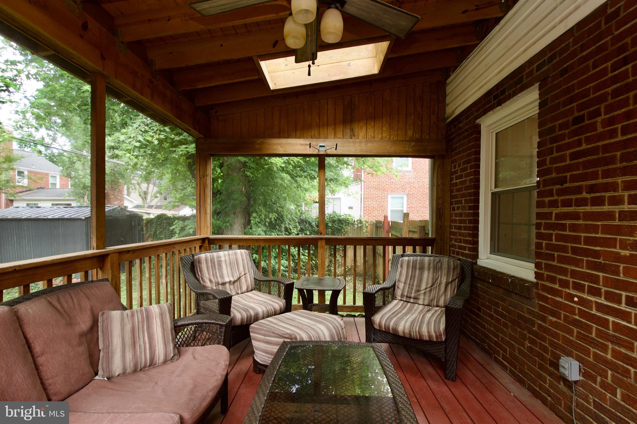 JEFFERSON MANOR - Residential