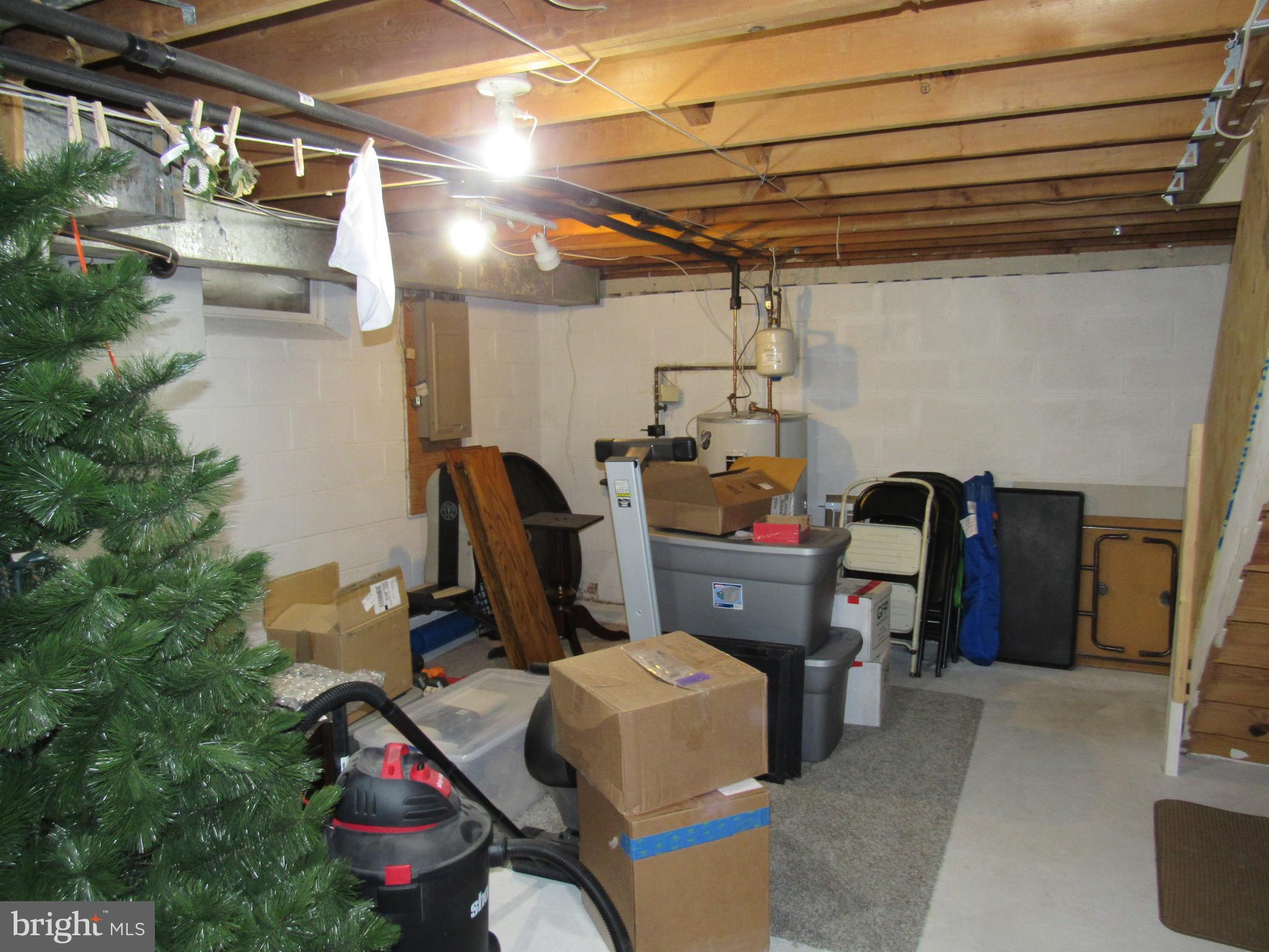 HUNTER CREST - Residential Lease