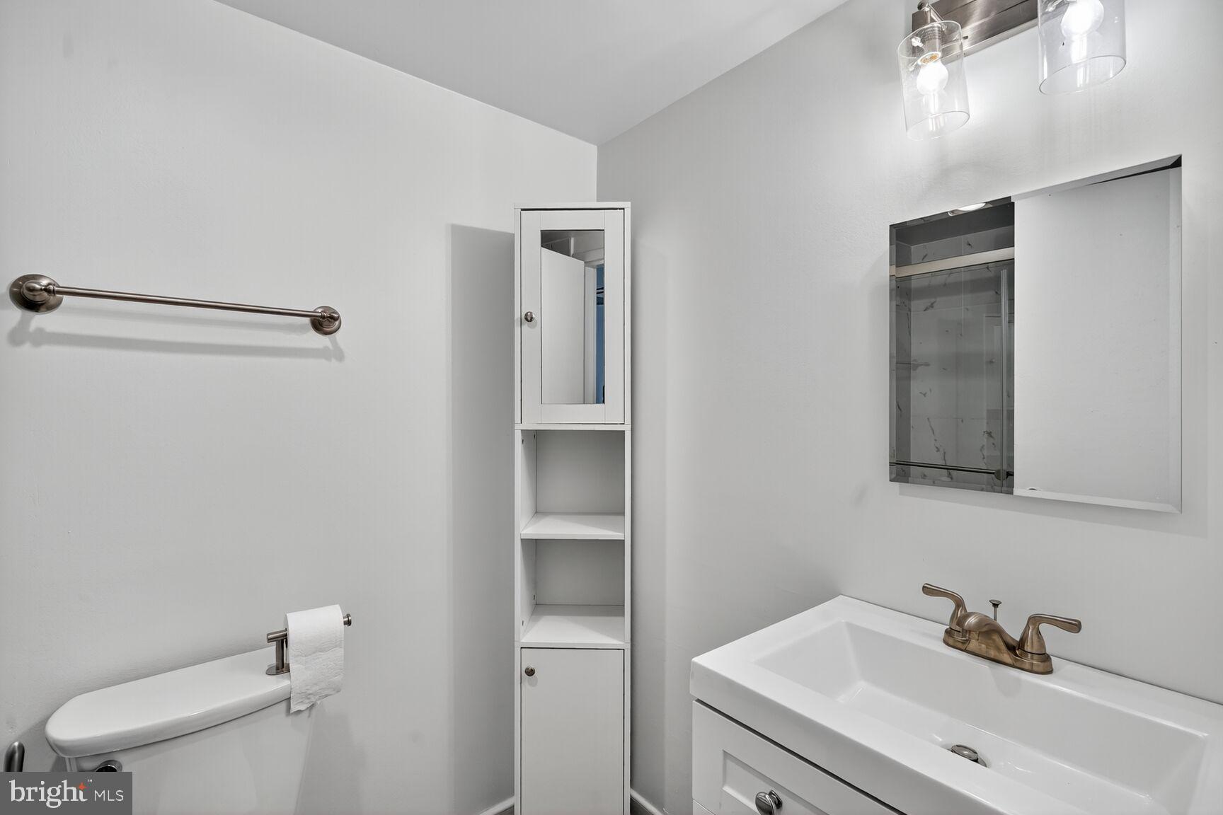 FRIENDSHIP HEIGHTS - Residential Lease