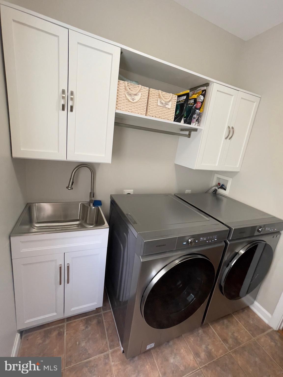 HIGHLANDS AT CLARKSBURG - Residential Lease