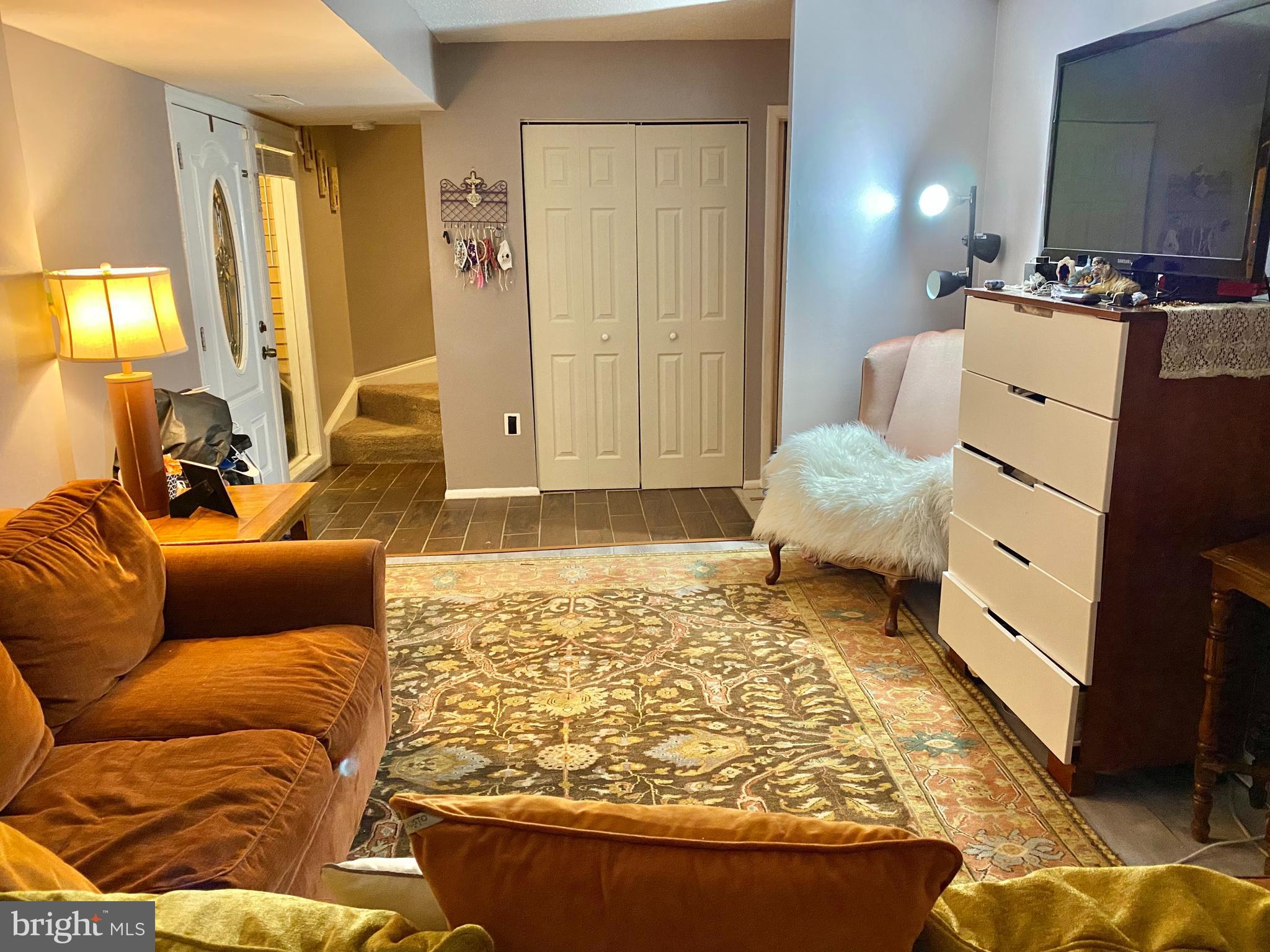 COUNTRYSIDE - Residential