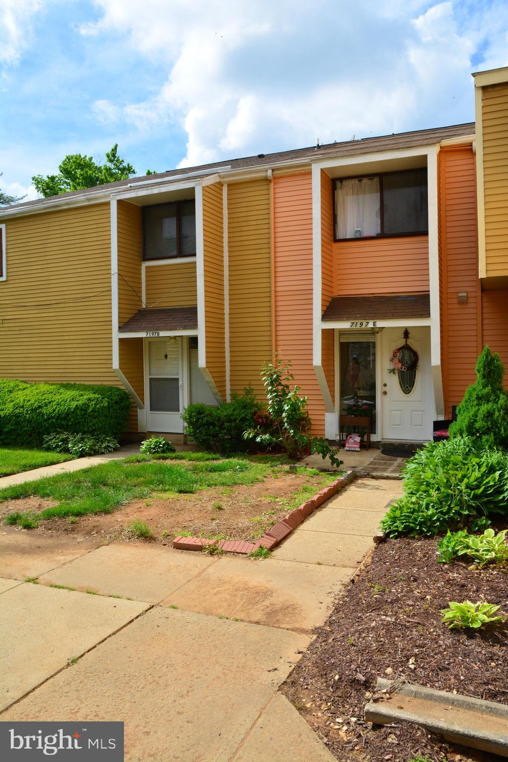 COUNTRYSIDE - Residential