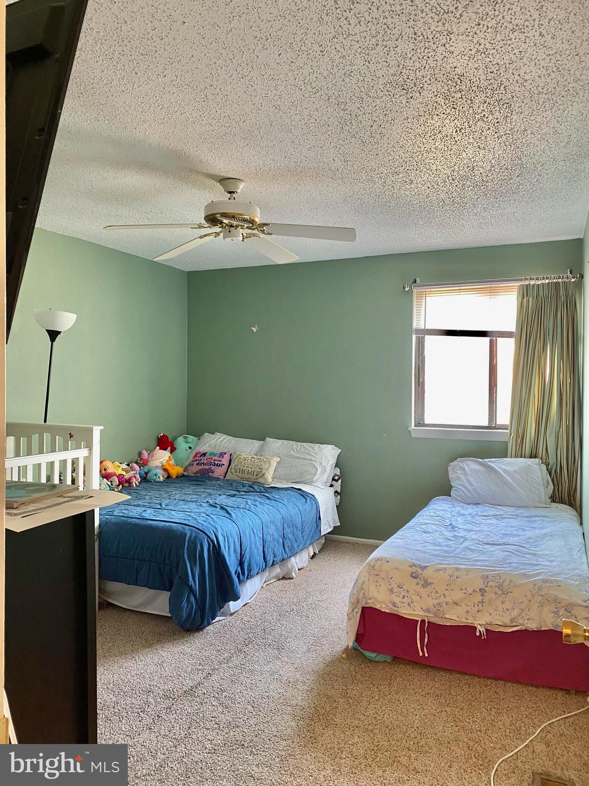 COUNTRYSIDE - Residential