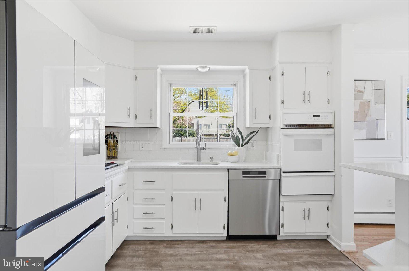 THORNLEIGH - Residential