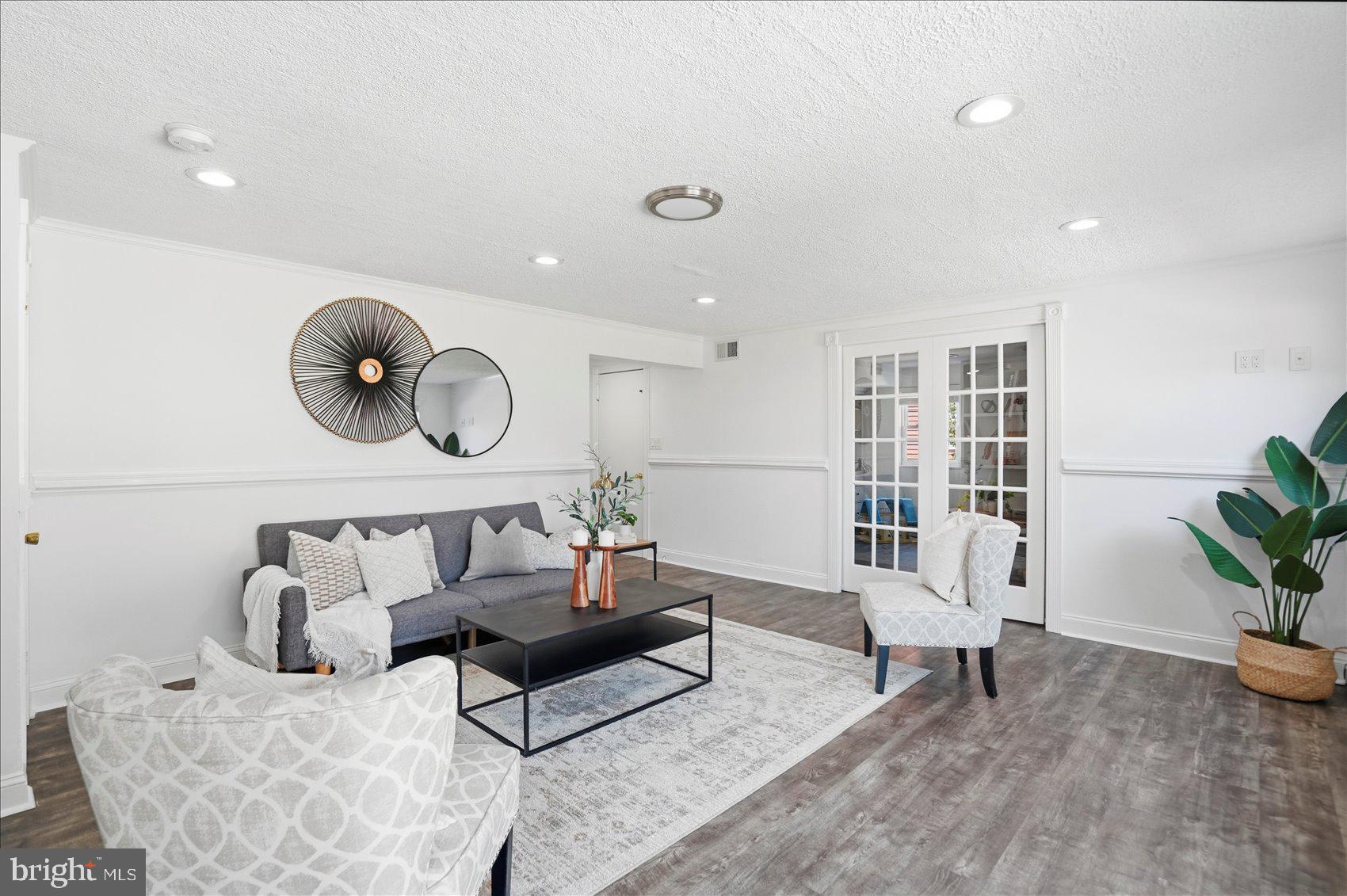 THORNLEIGH - Residential