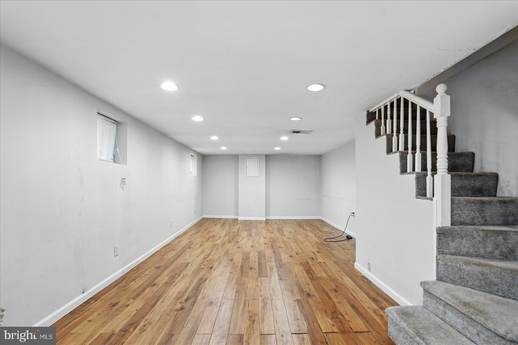 HOWARD PARK - Residential