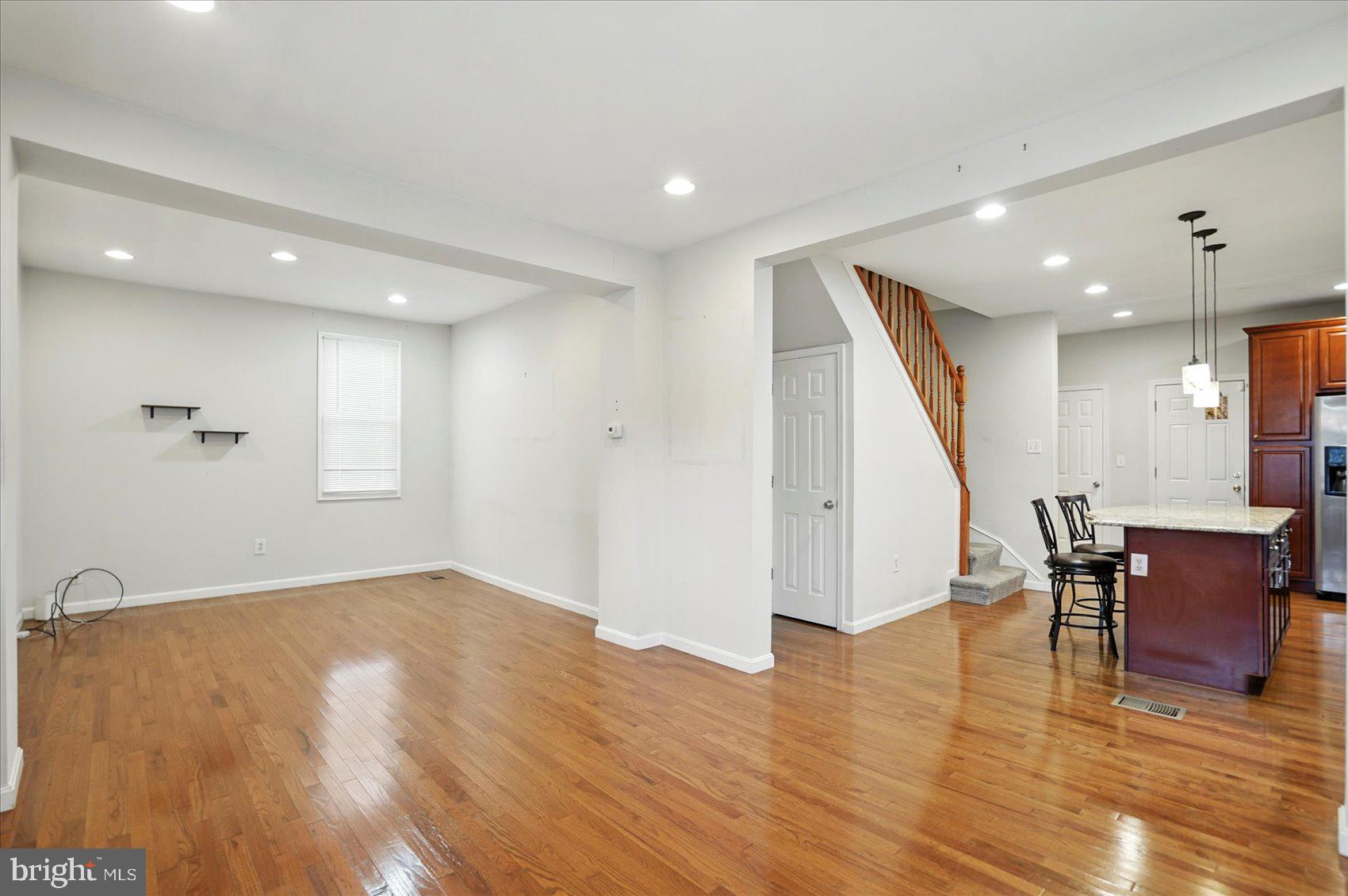 HOWARD PARK - Residential