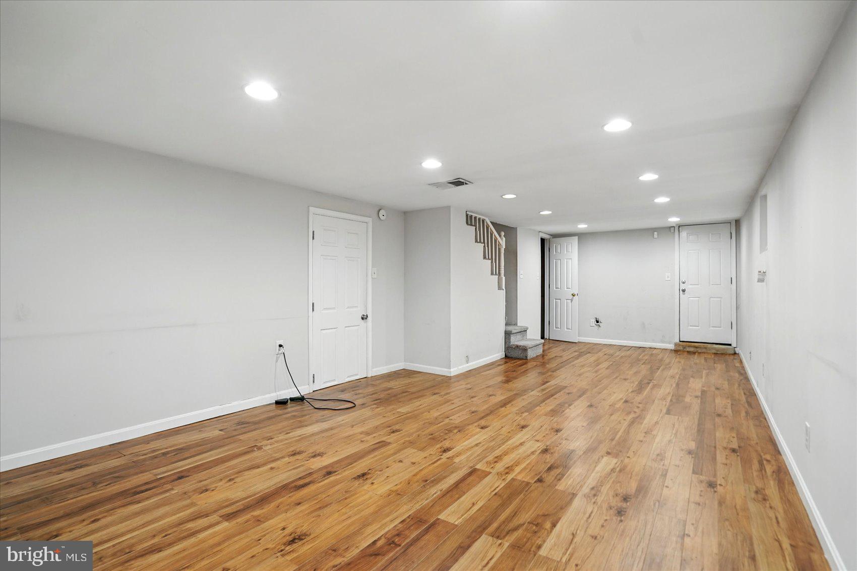 HOWARD PARK - Residential